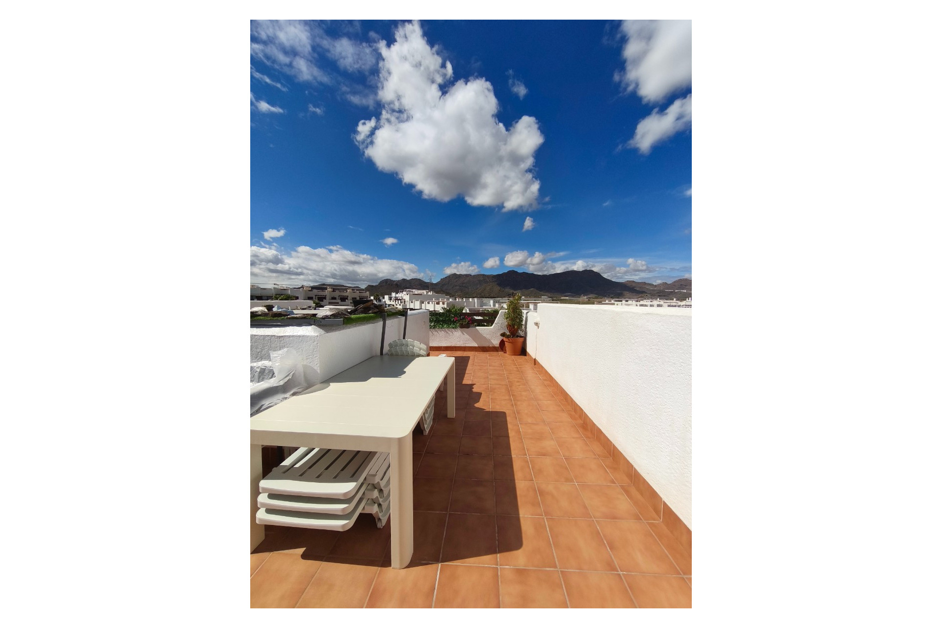 Herverkoop - Appartement / flat -
San Juan de los Terreros