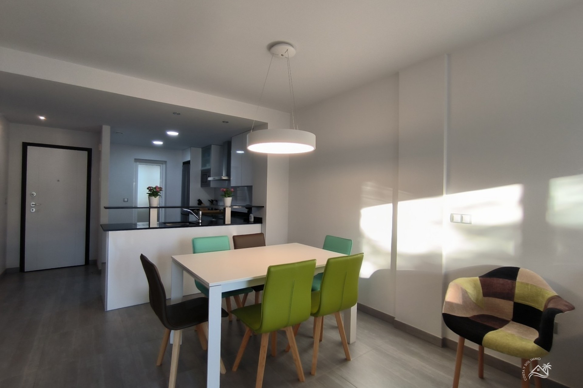 Herverkoop - Appartement / flat -
