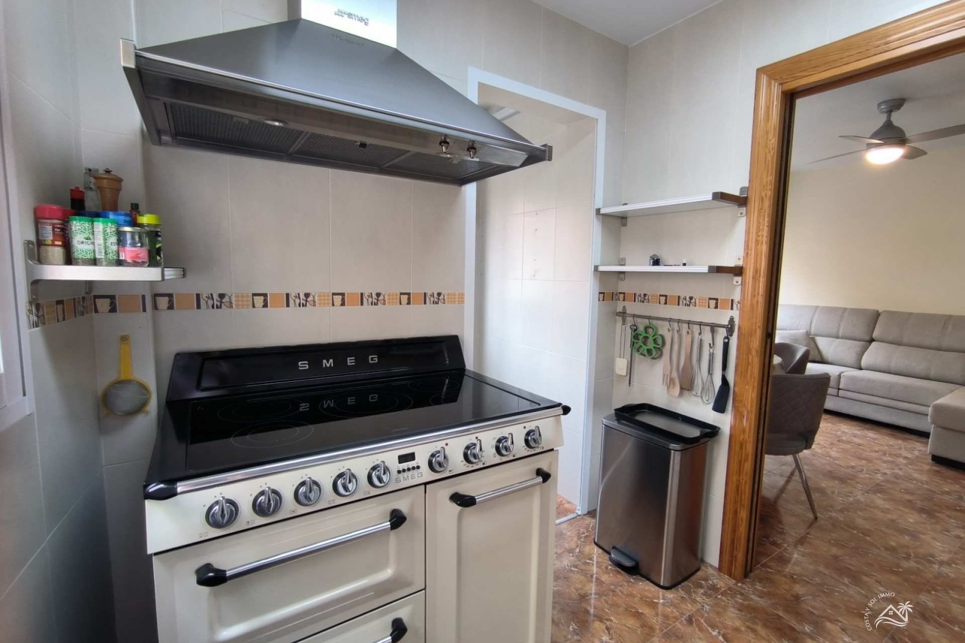 Herverkoop - Appartement / flat -
