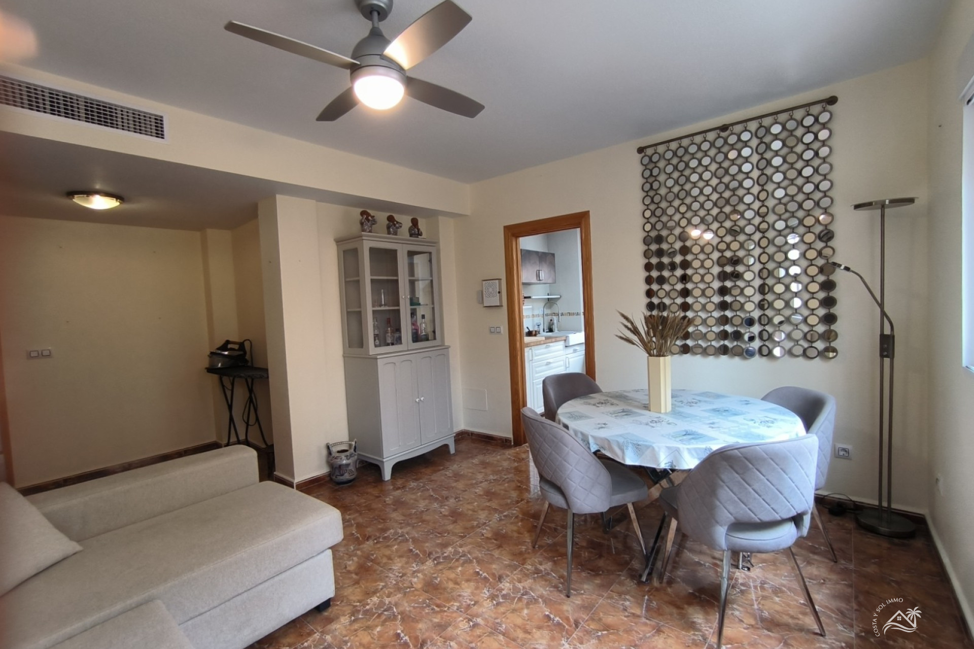Herverkoop - Appartement / flat -
