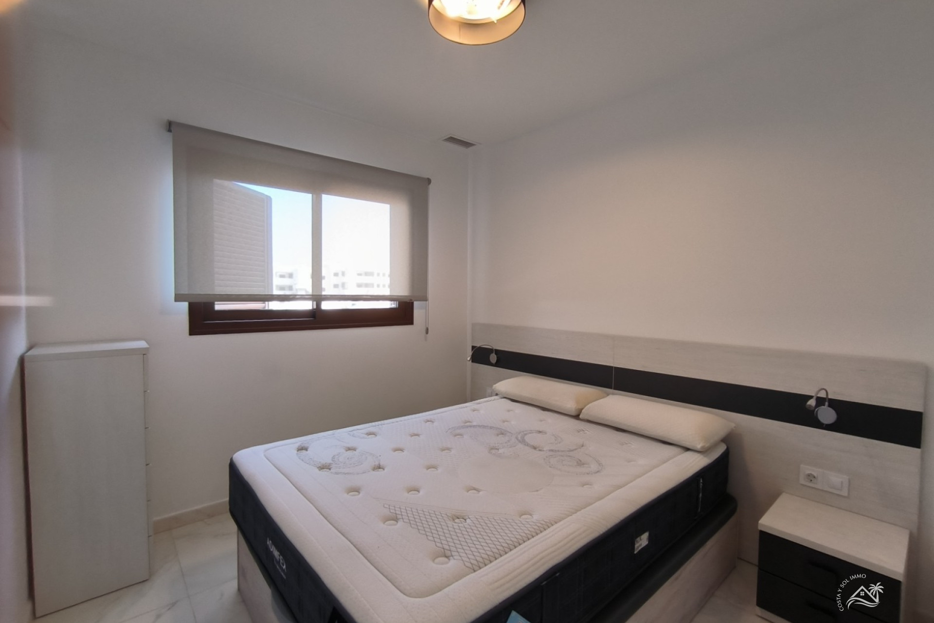 Herverkoop - Appartement / flat -
