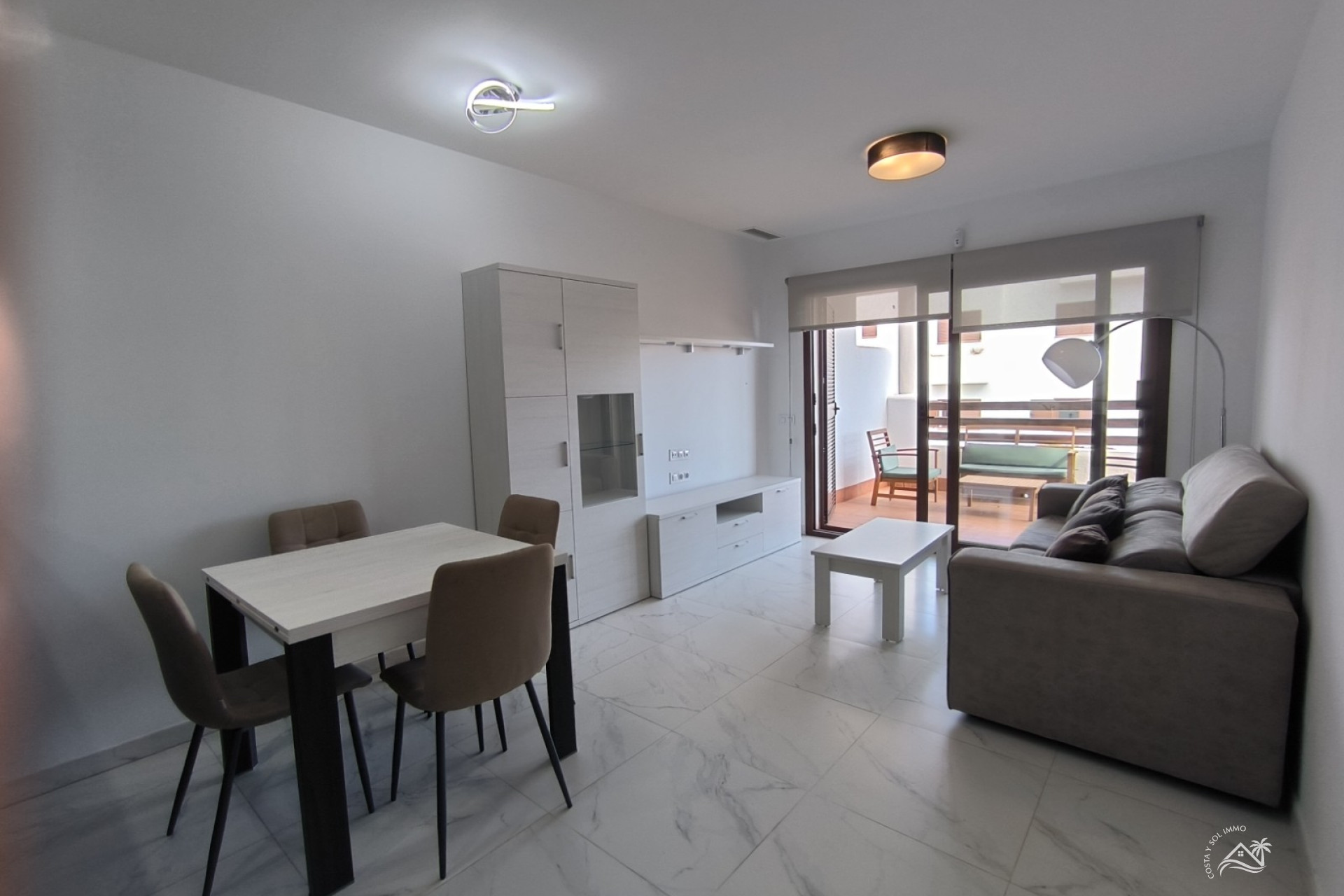 Herverkoop - Appartement / flat -
