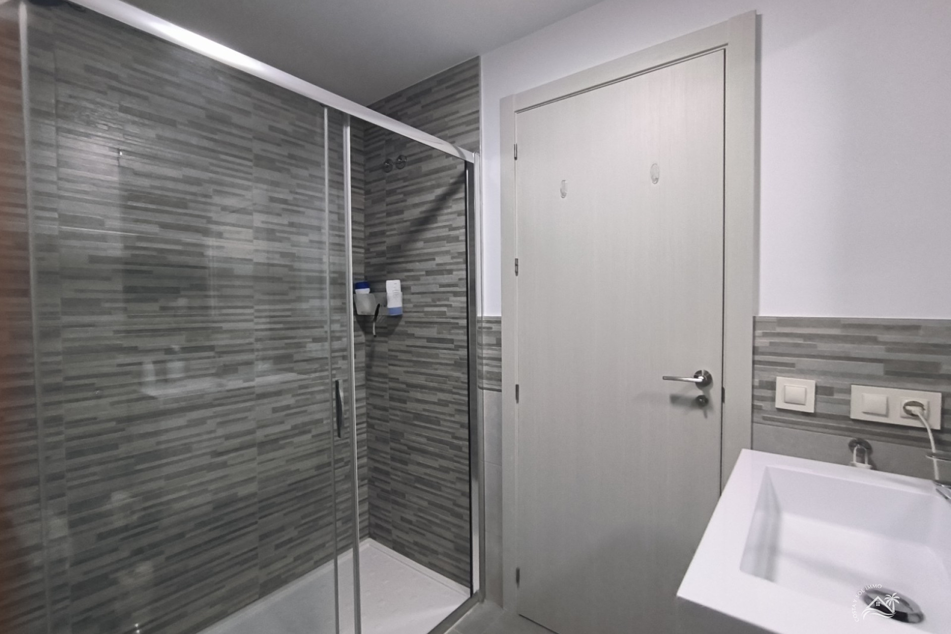 Herverkoop - Appartement / flat -
