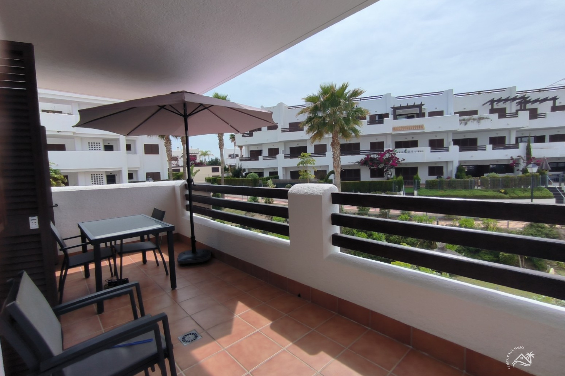 Herverkoop - Appartement / flat -
