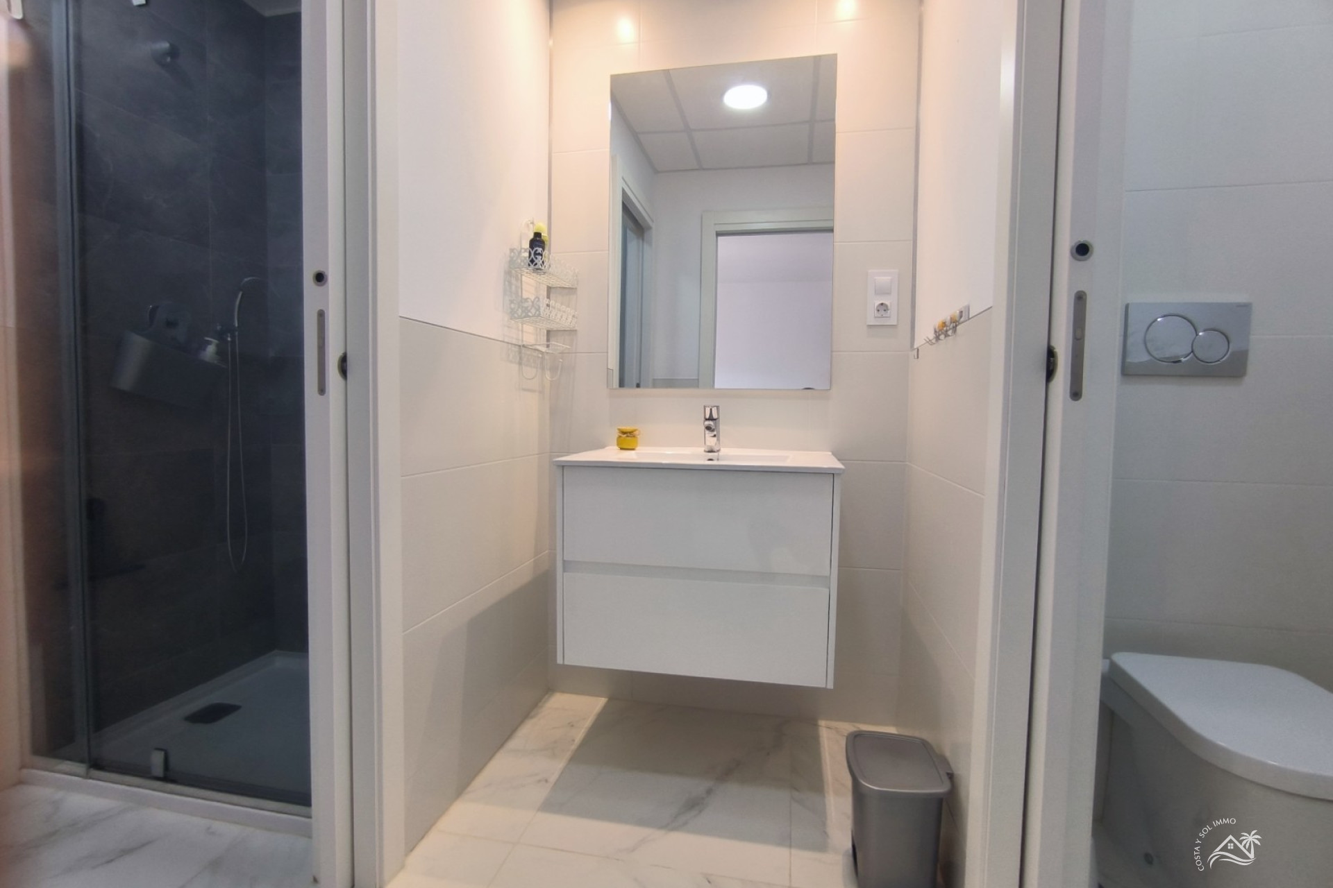 Herverkoop - Appartement / flat -

