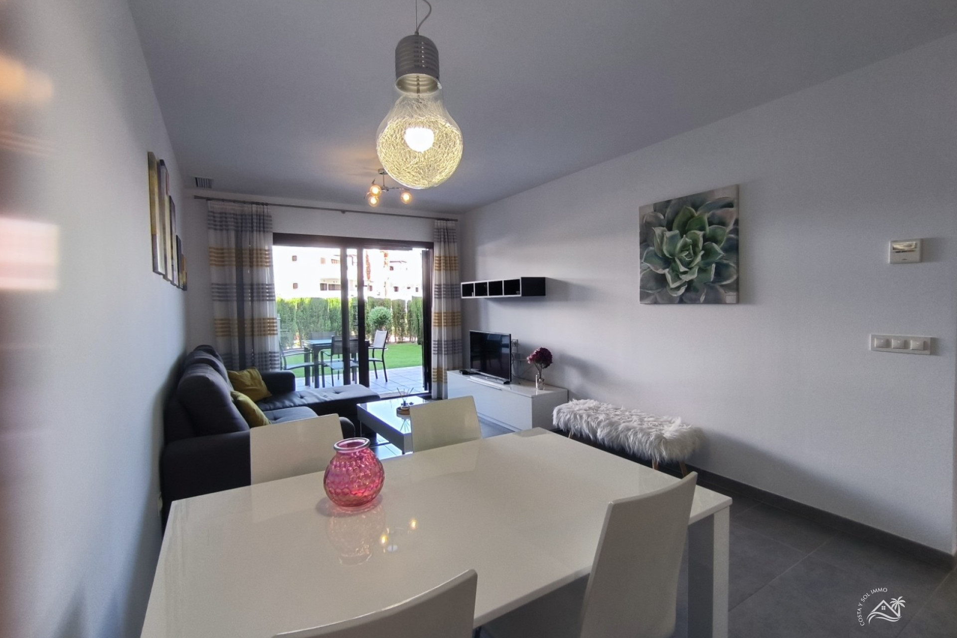 Herverkoop - Appartement / flat -
