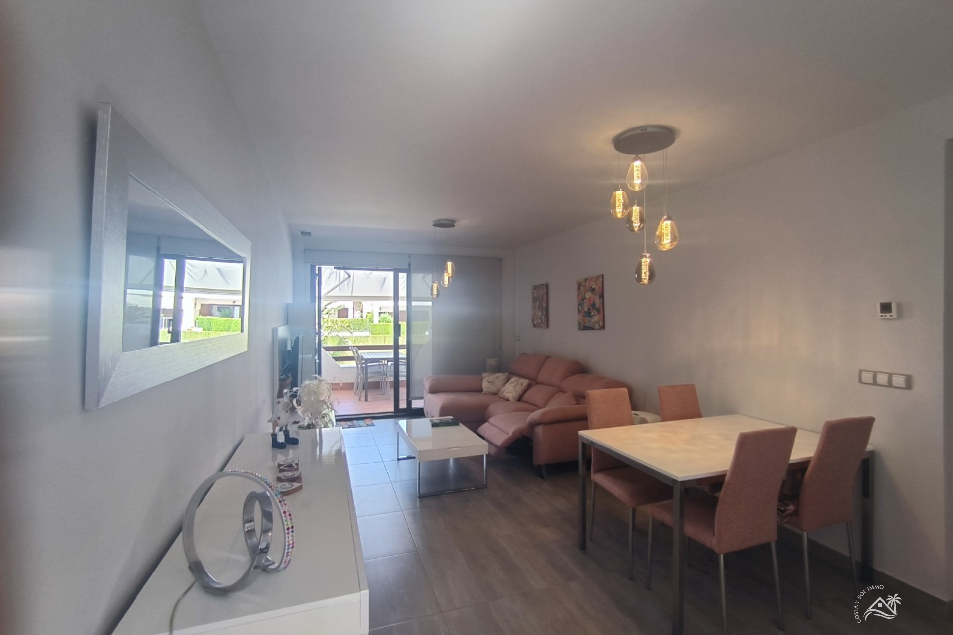 Herverkoop - Appartement / flat -
