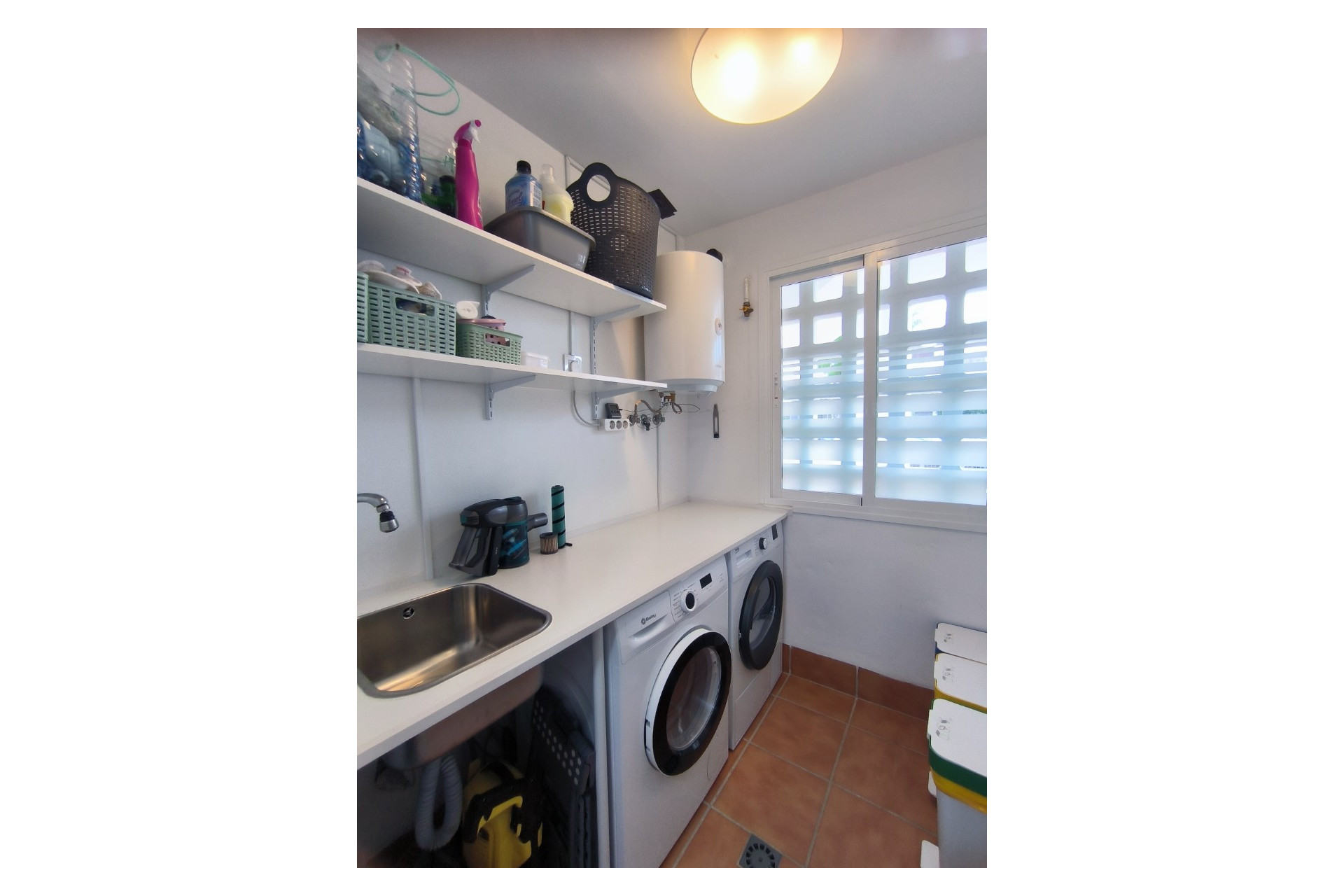 Herverkoop - Appartement / flat -
