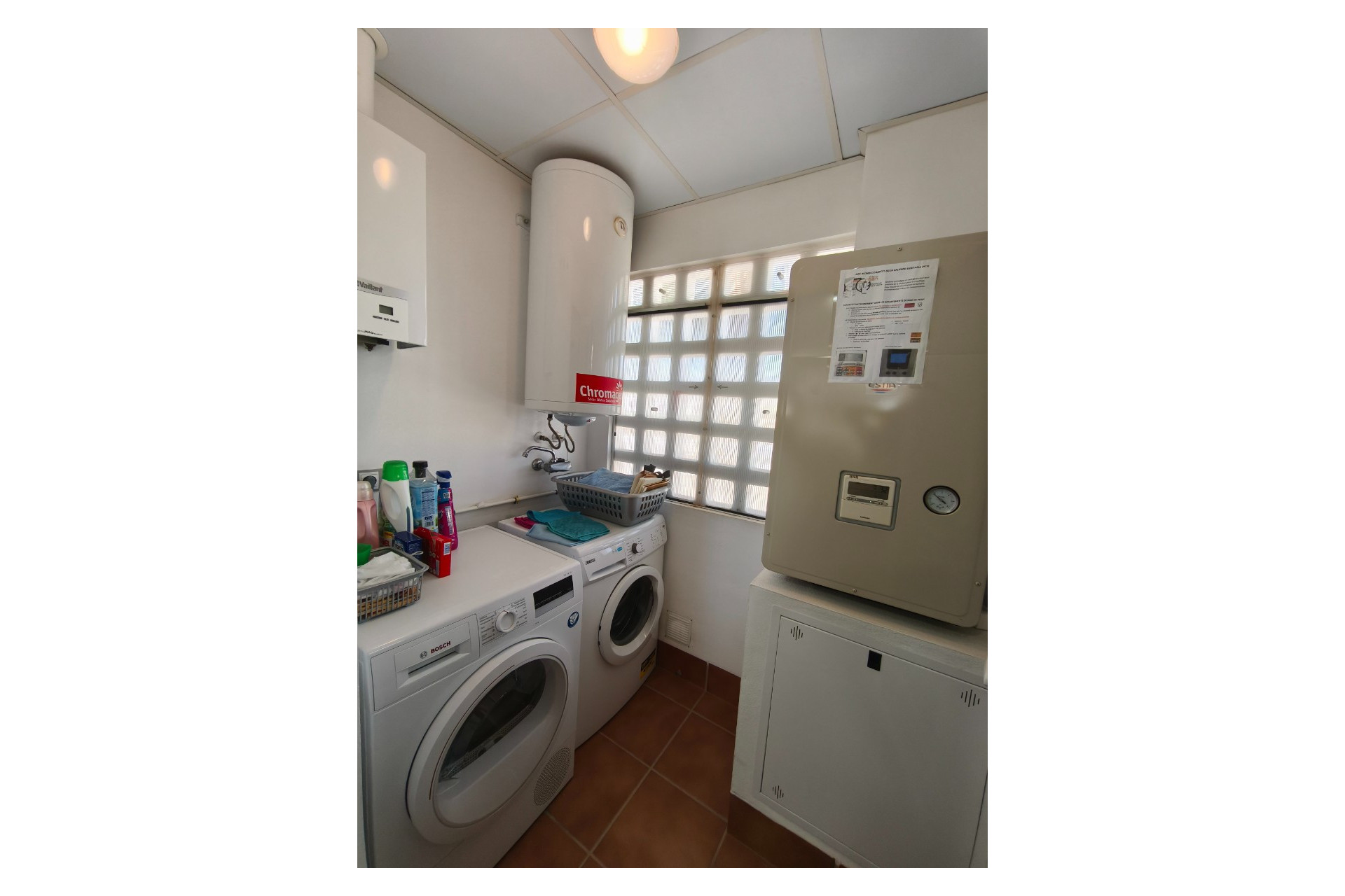 Herverkoop - Appartement / flat -

