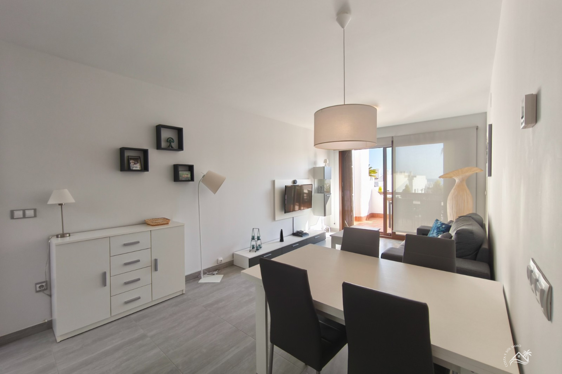 Herverkoop - Appartement / flat -
