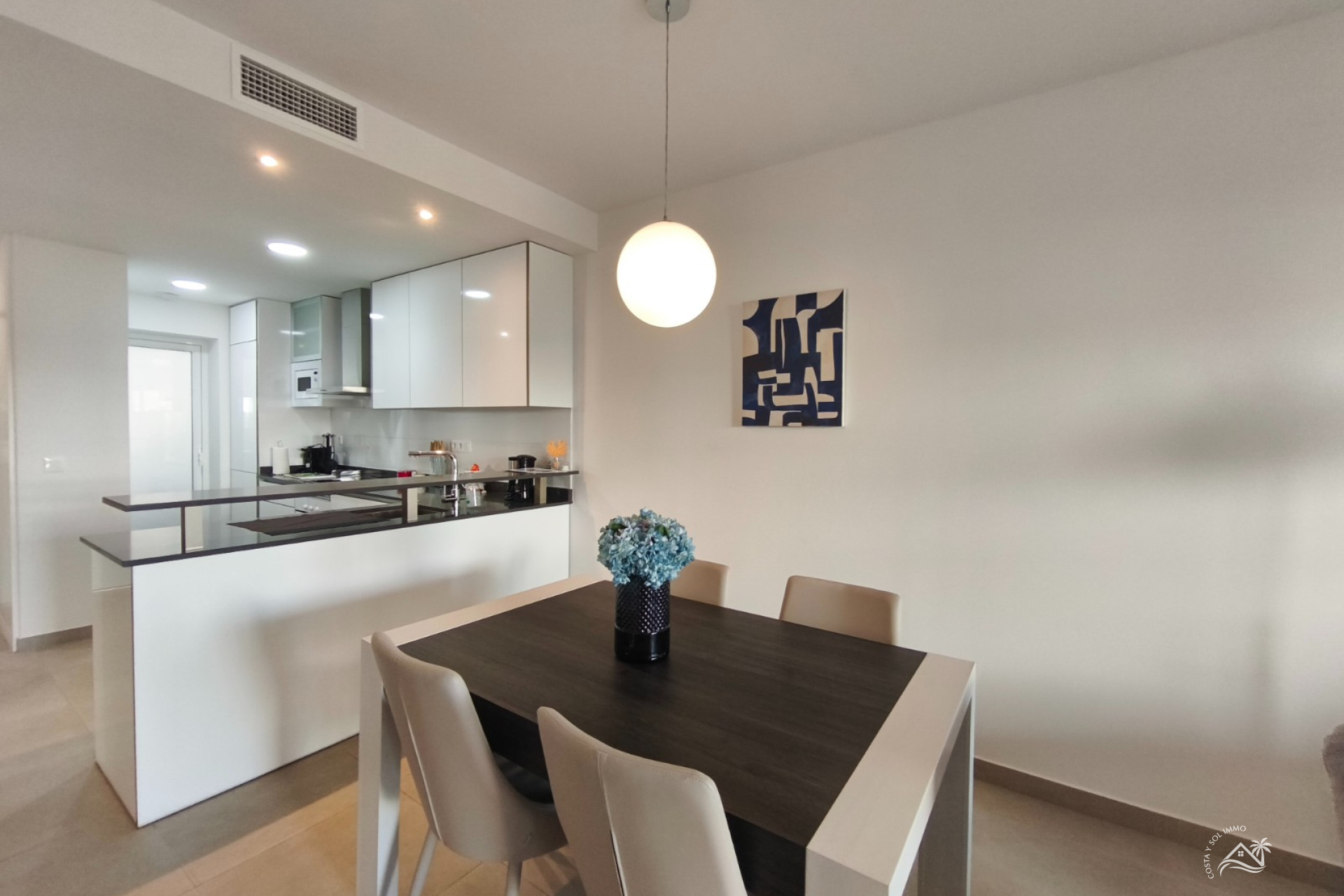 Herverkoop - Appartement / flat -
