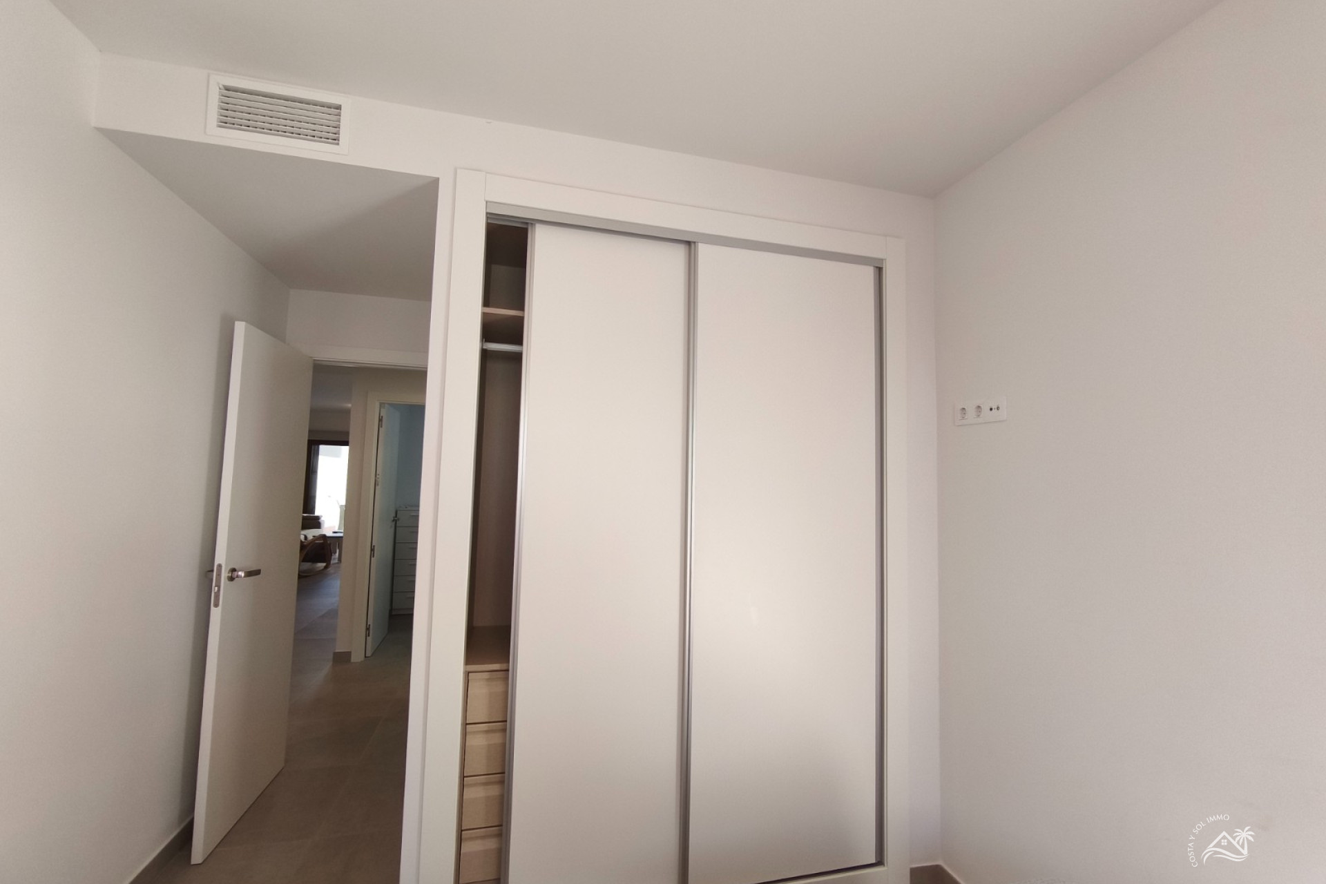 Herverkoop - Appartement / flat -
