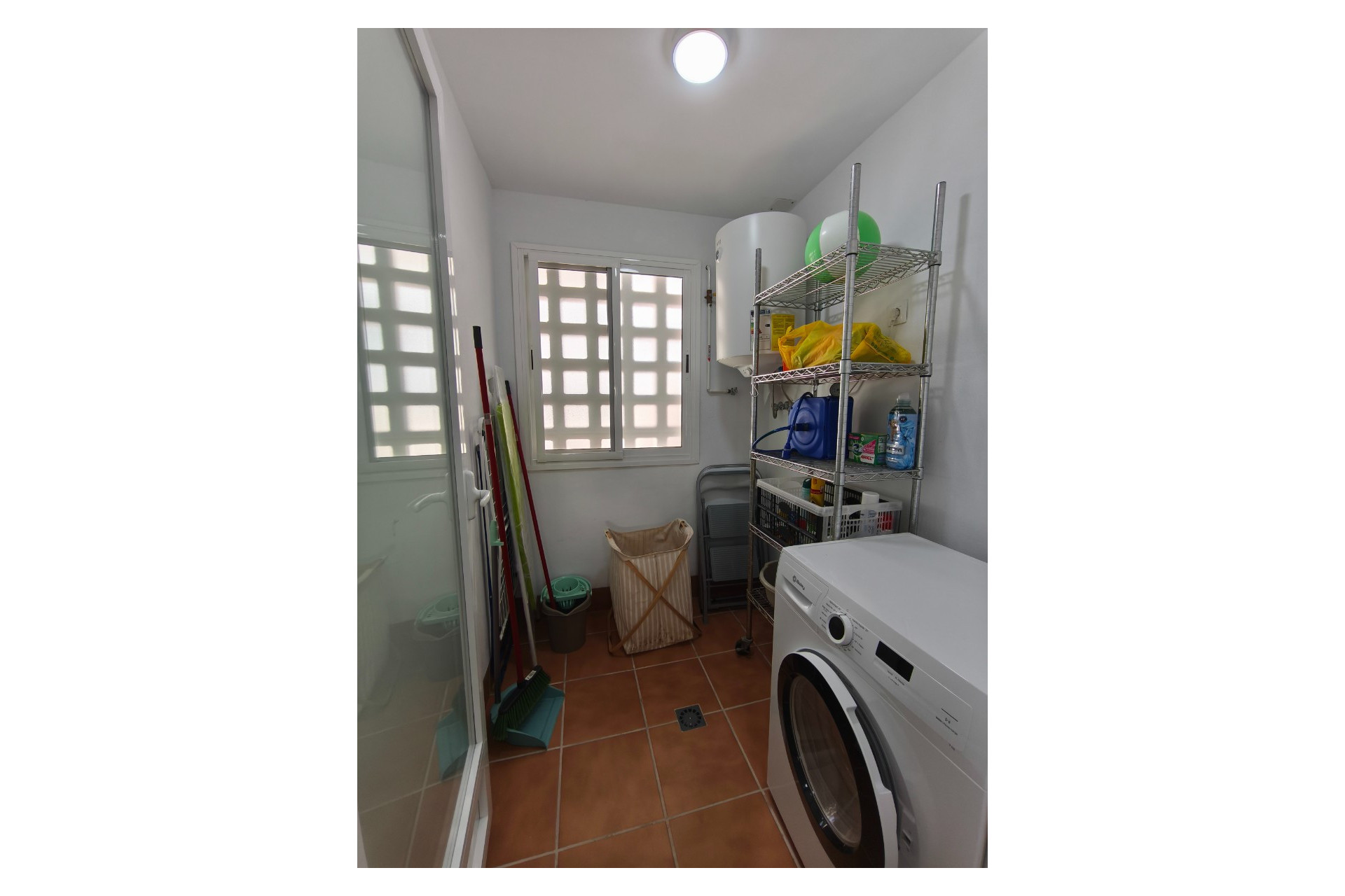 Herverkoop - Appartement / flat -
