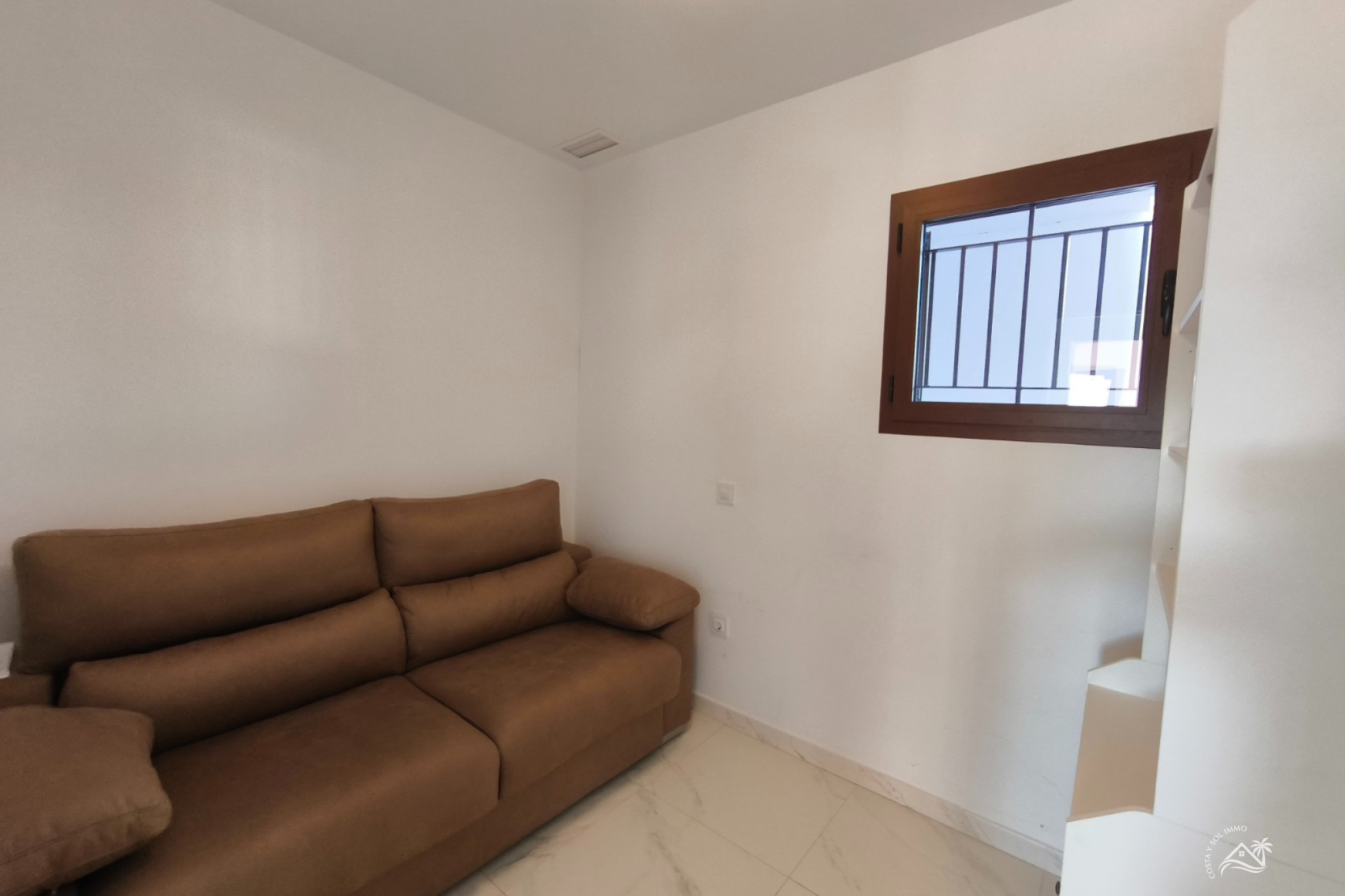 Herverkoop - Appartement / flat -
