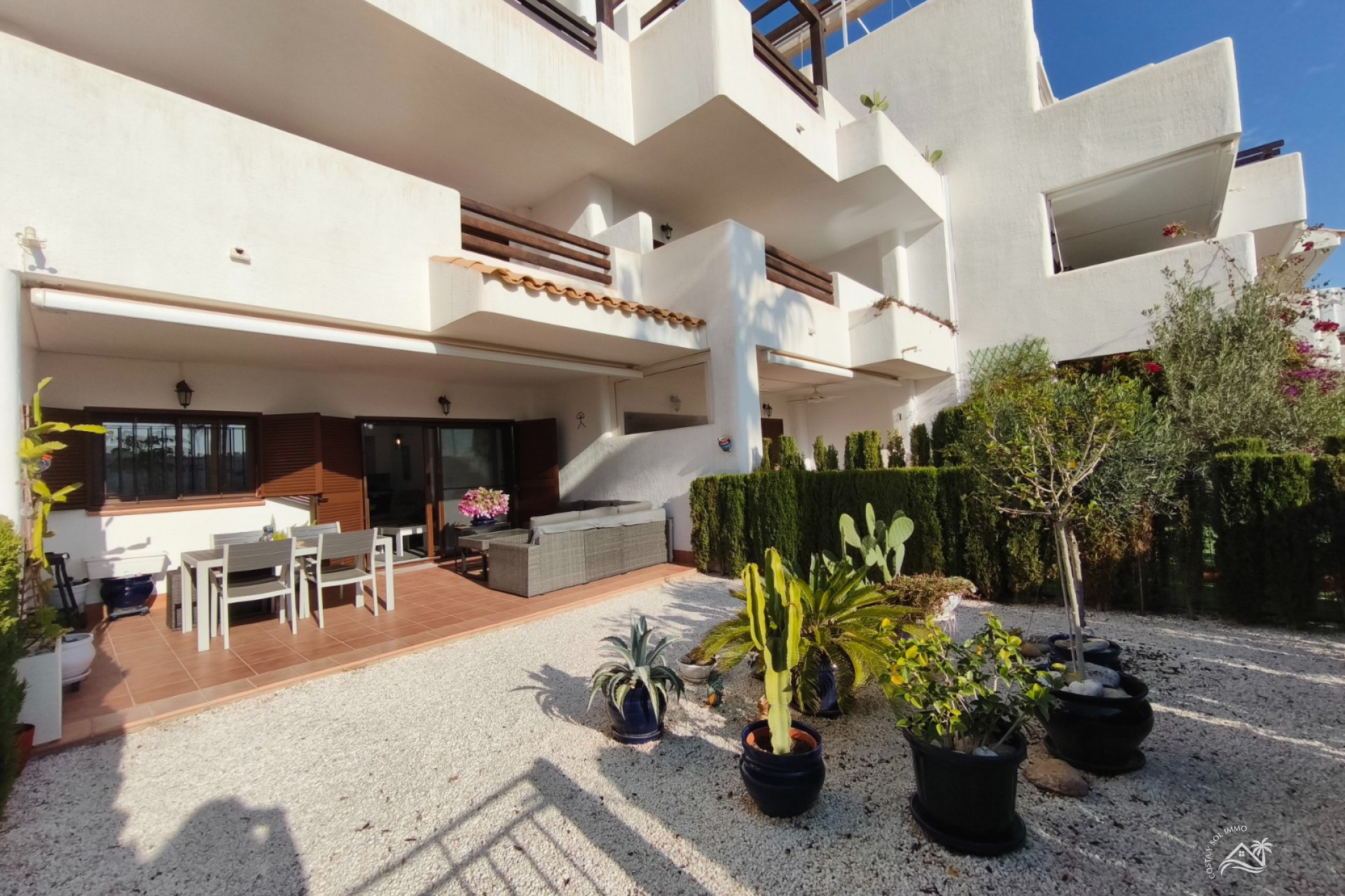 Herverkoop - Appartement / flat -
