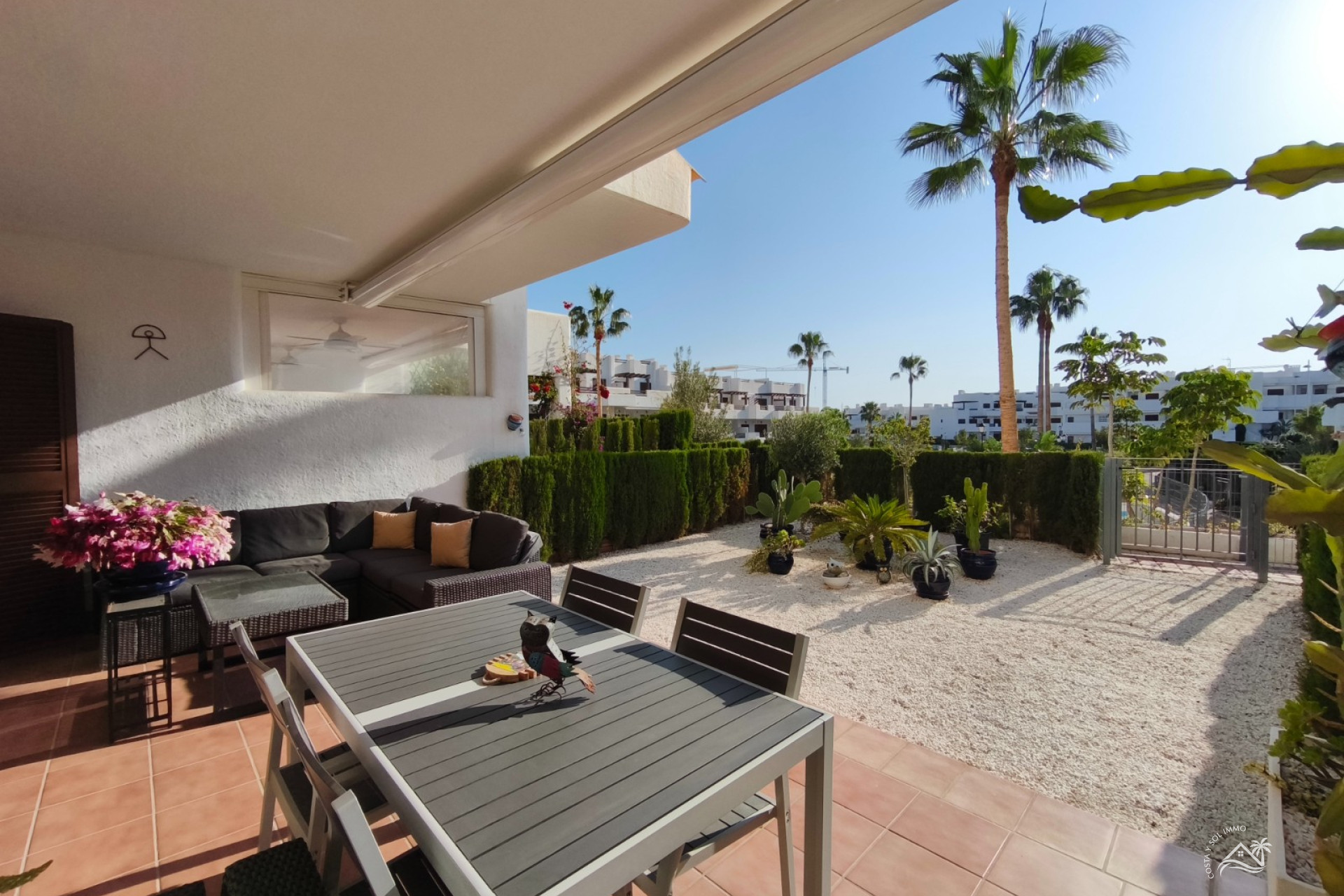 Herverkoop - Appartement / flat -
