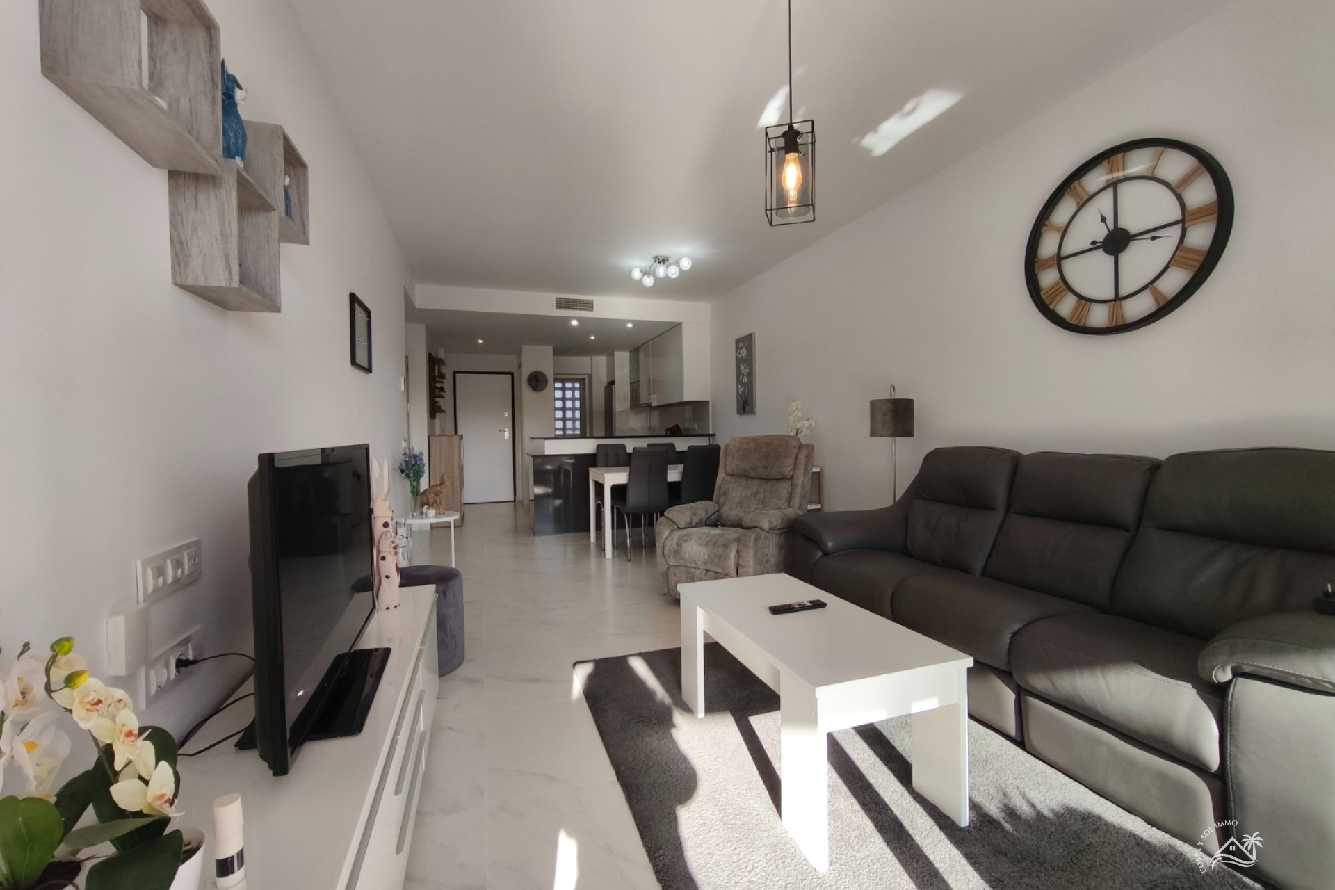 Herverkoop - Appartement / flat -
