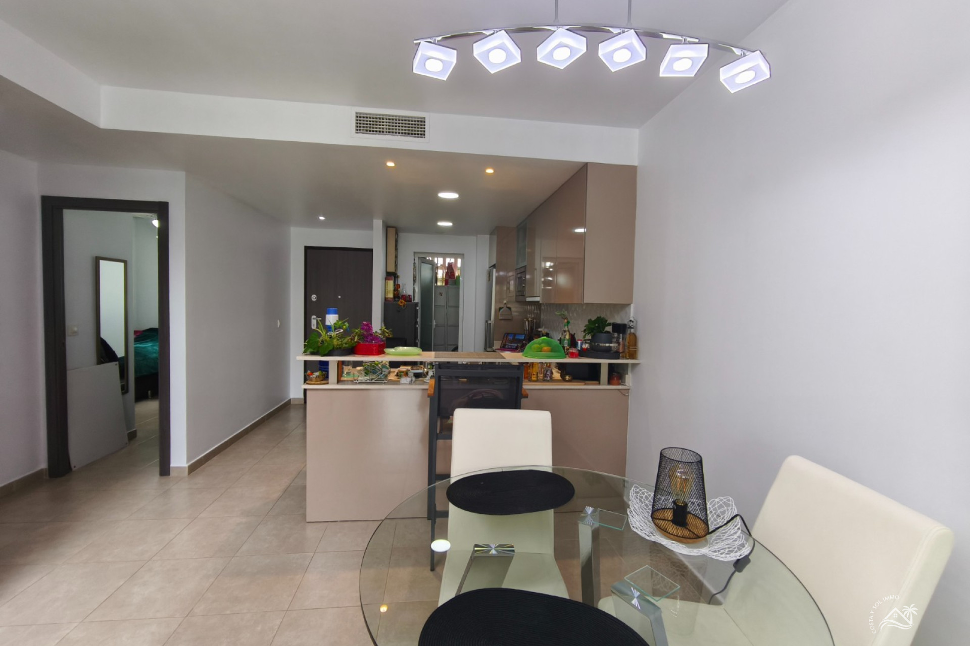 Herverkoop - Appartement / flat -

