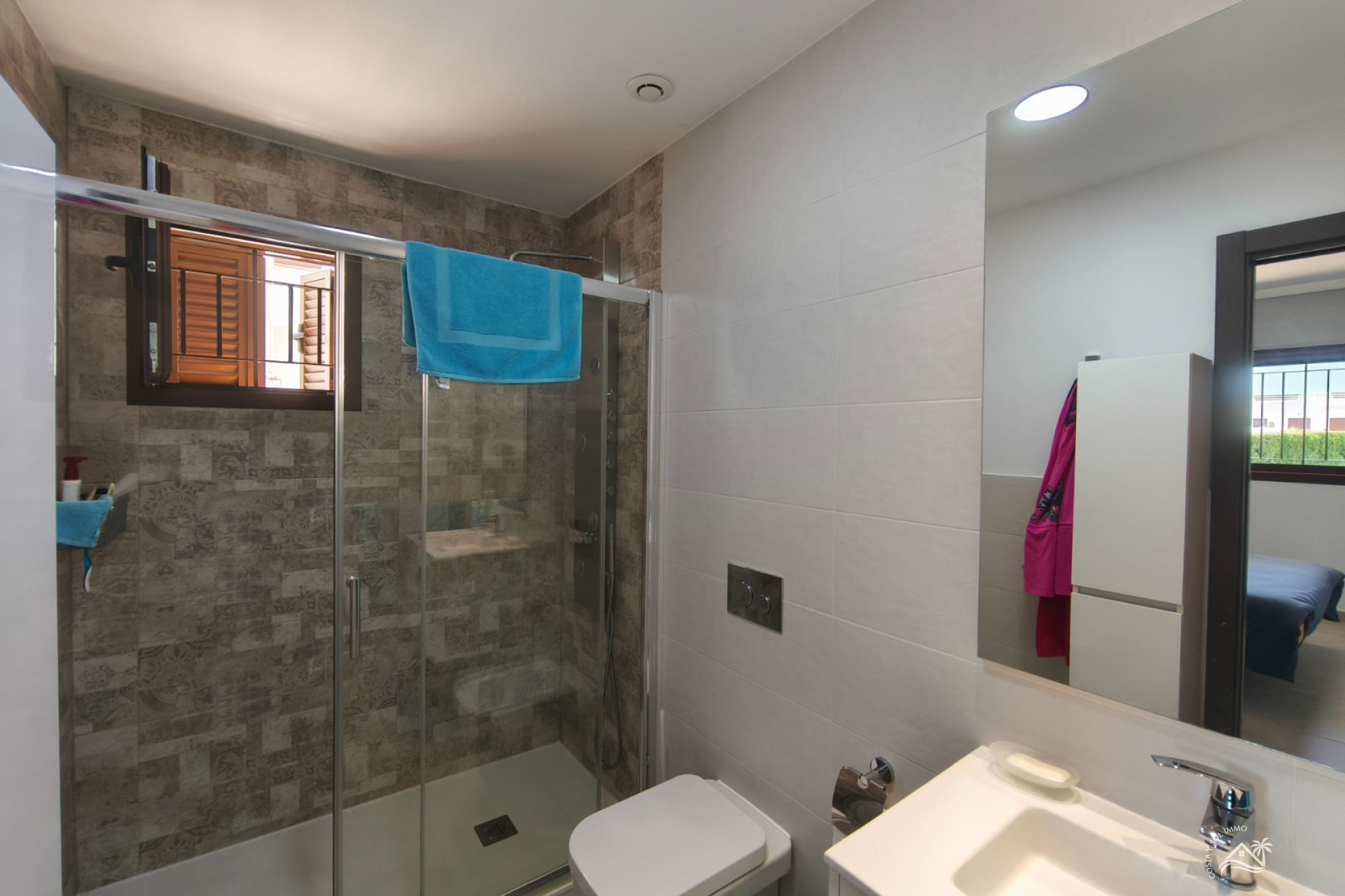 Herverkoop - Appartement / flat -
