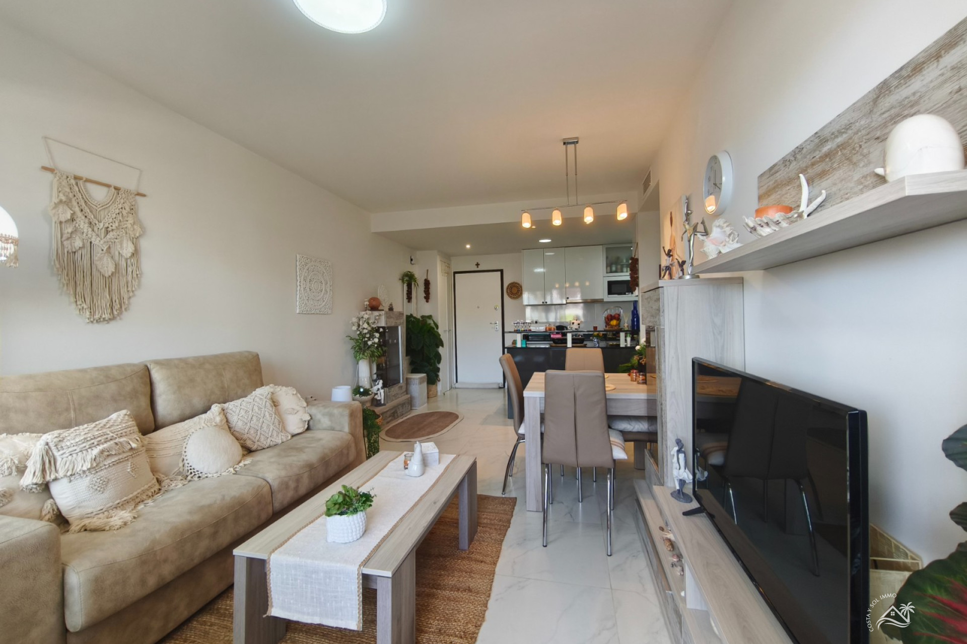 Herverkoop - Appartement / flat -
