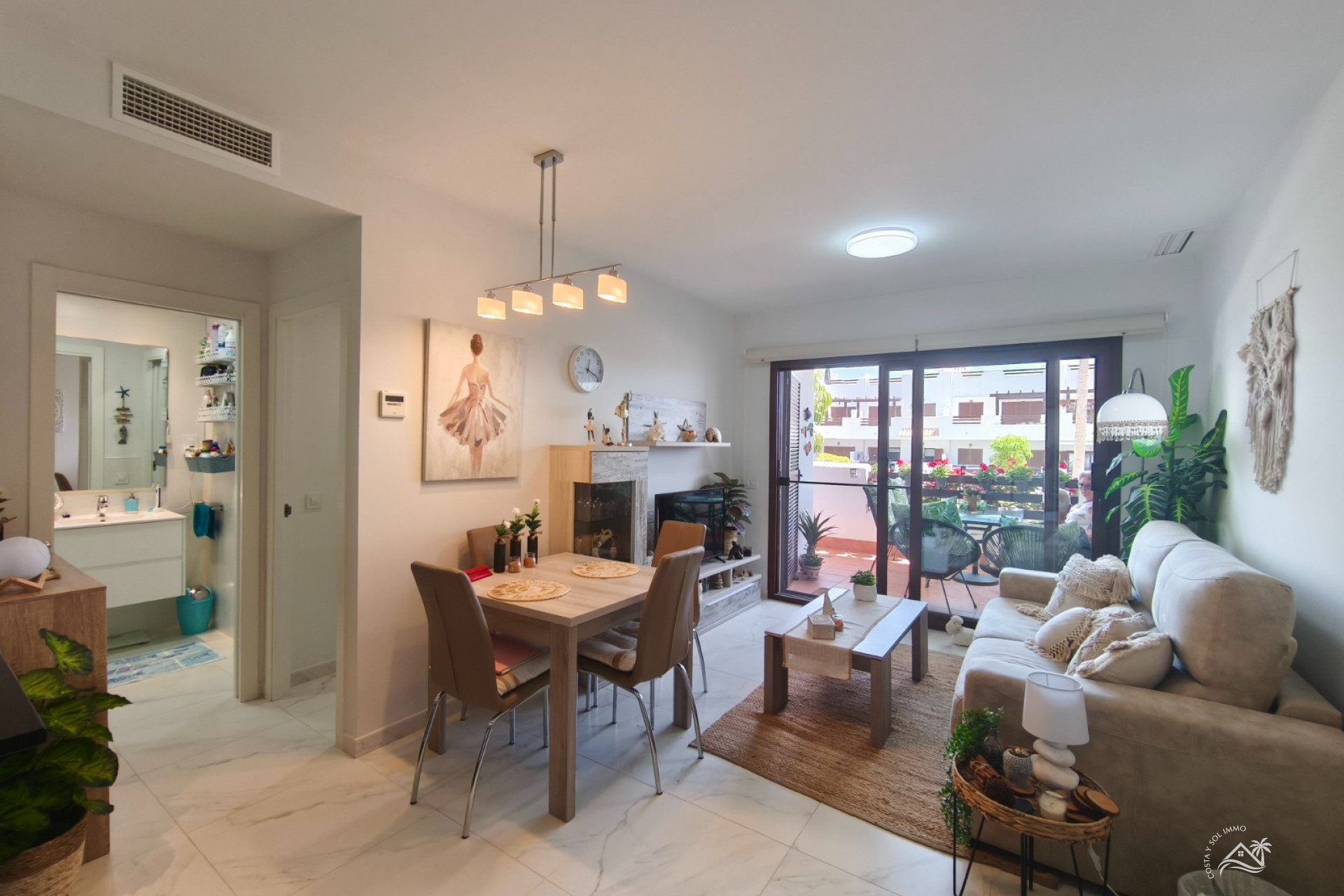 Herverkoop - Appartement / flat -
