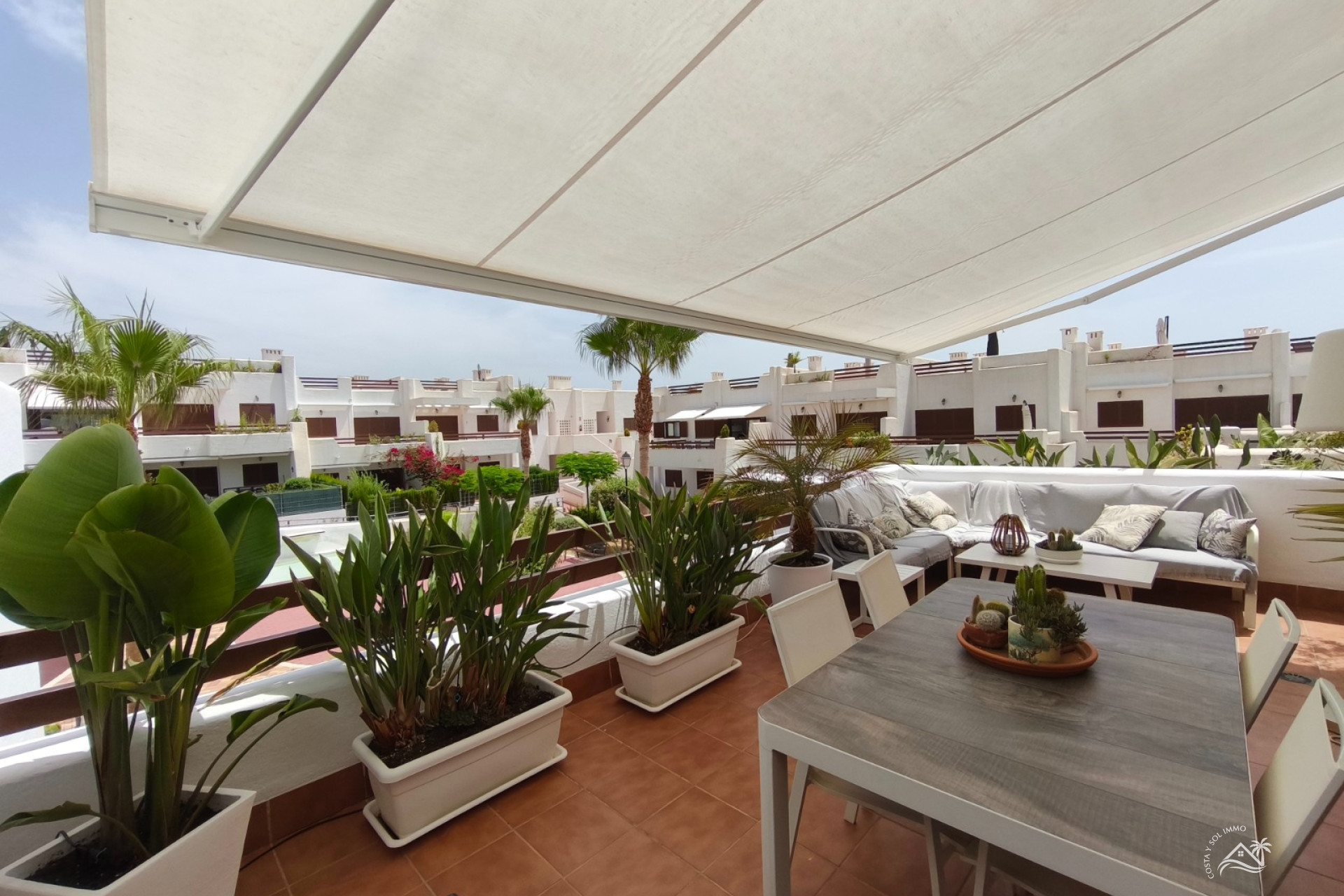 Herverkoop - Appartement / flat -
