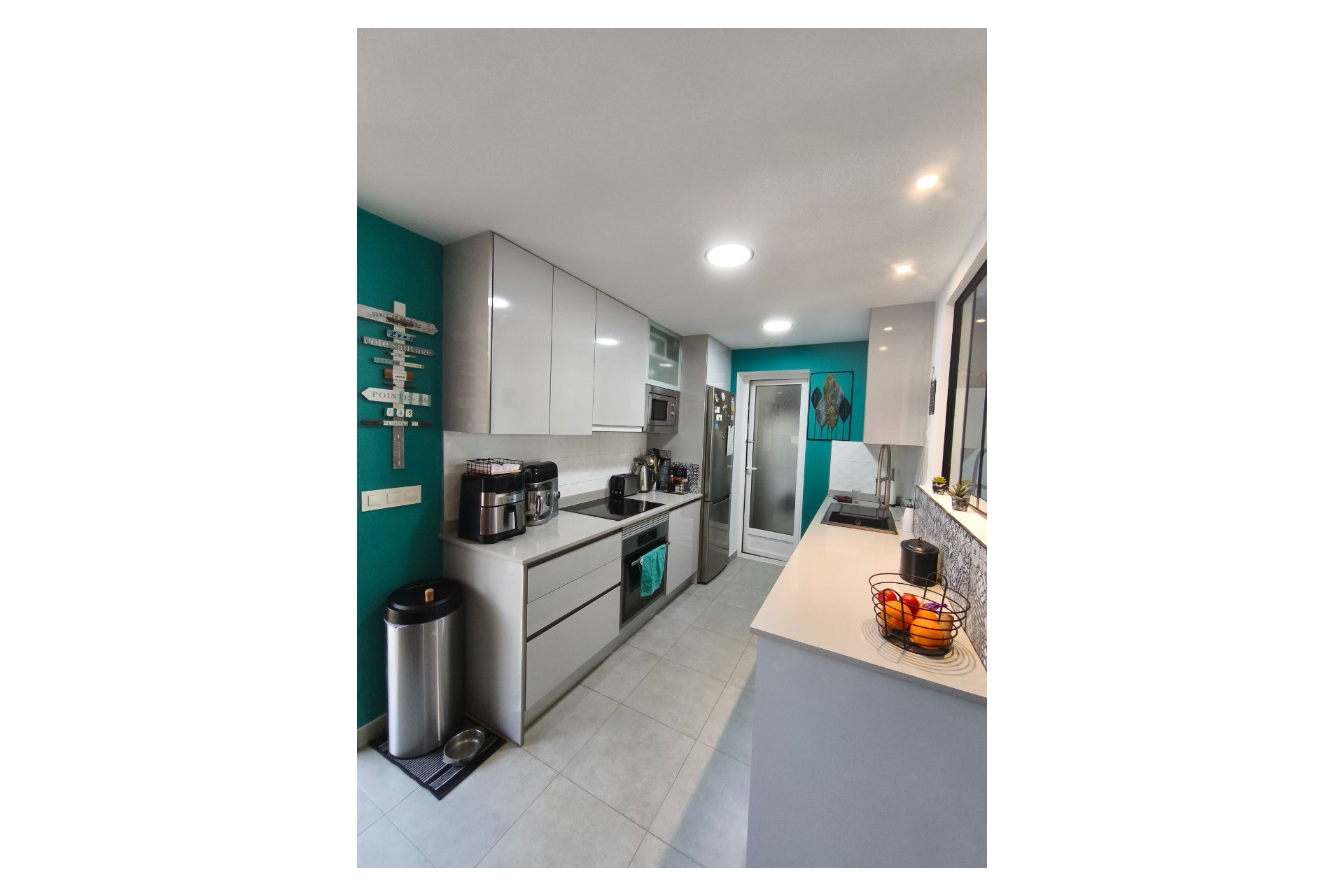 Herverkoop - Appartement / flat -

