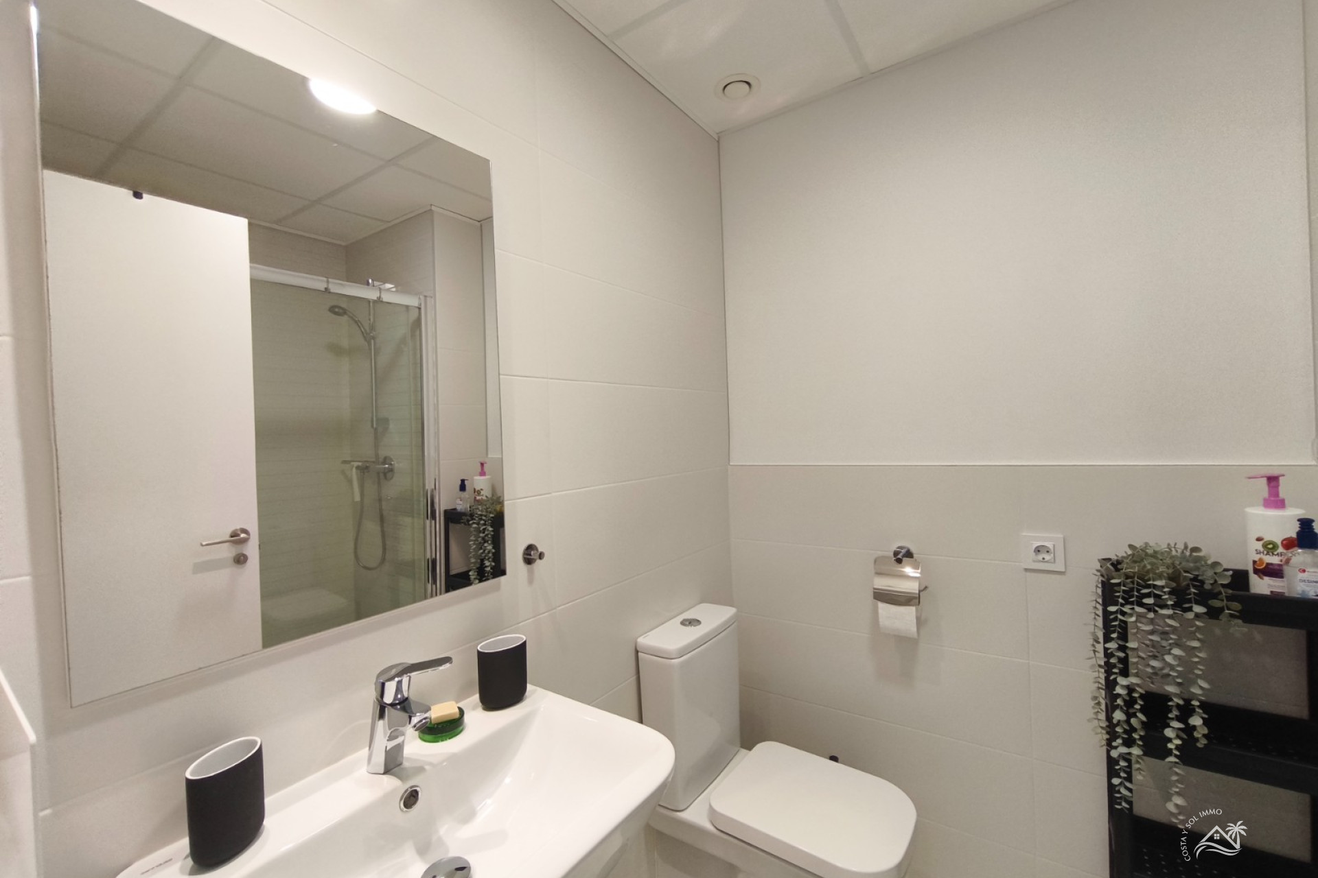 Herverkoop - Appartement / flat -
