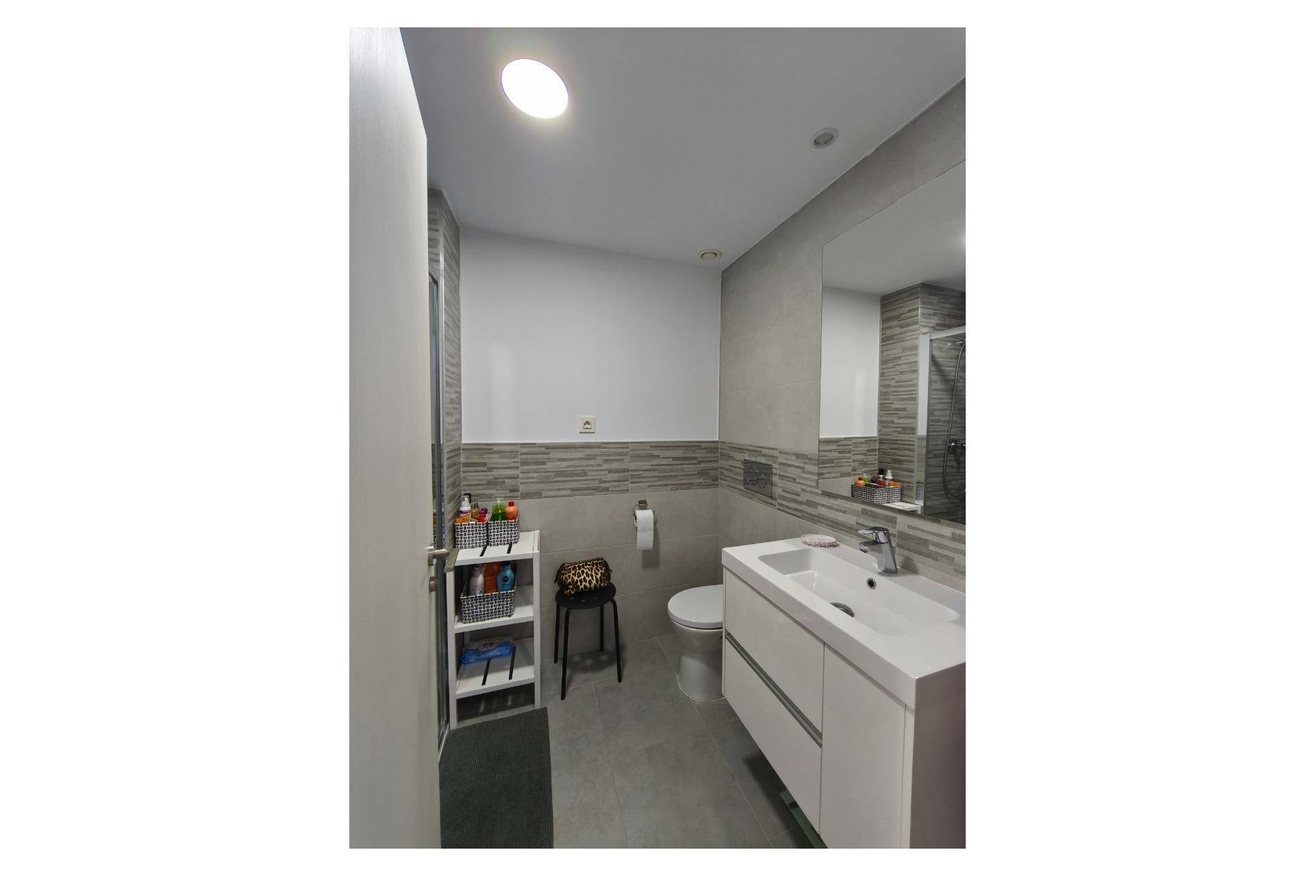 Herverkoop - Appartement / flat -
