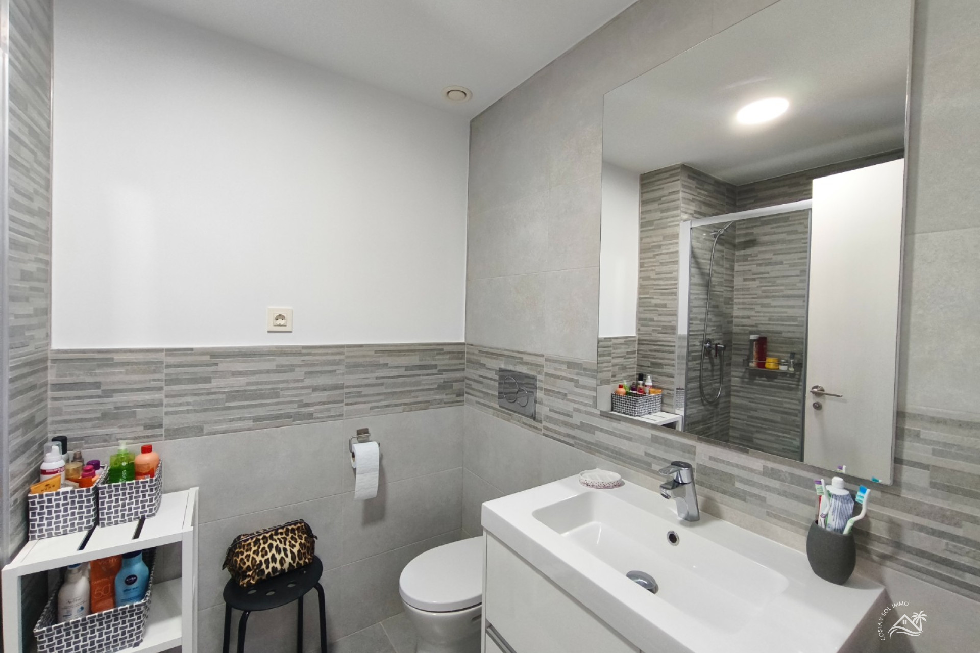 Herverkoop - Appartement / flat -
