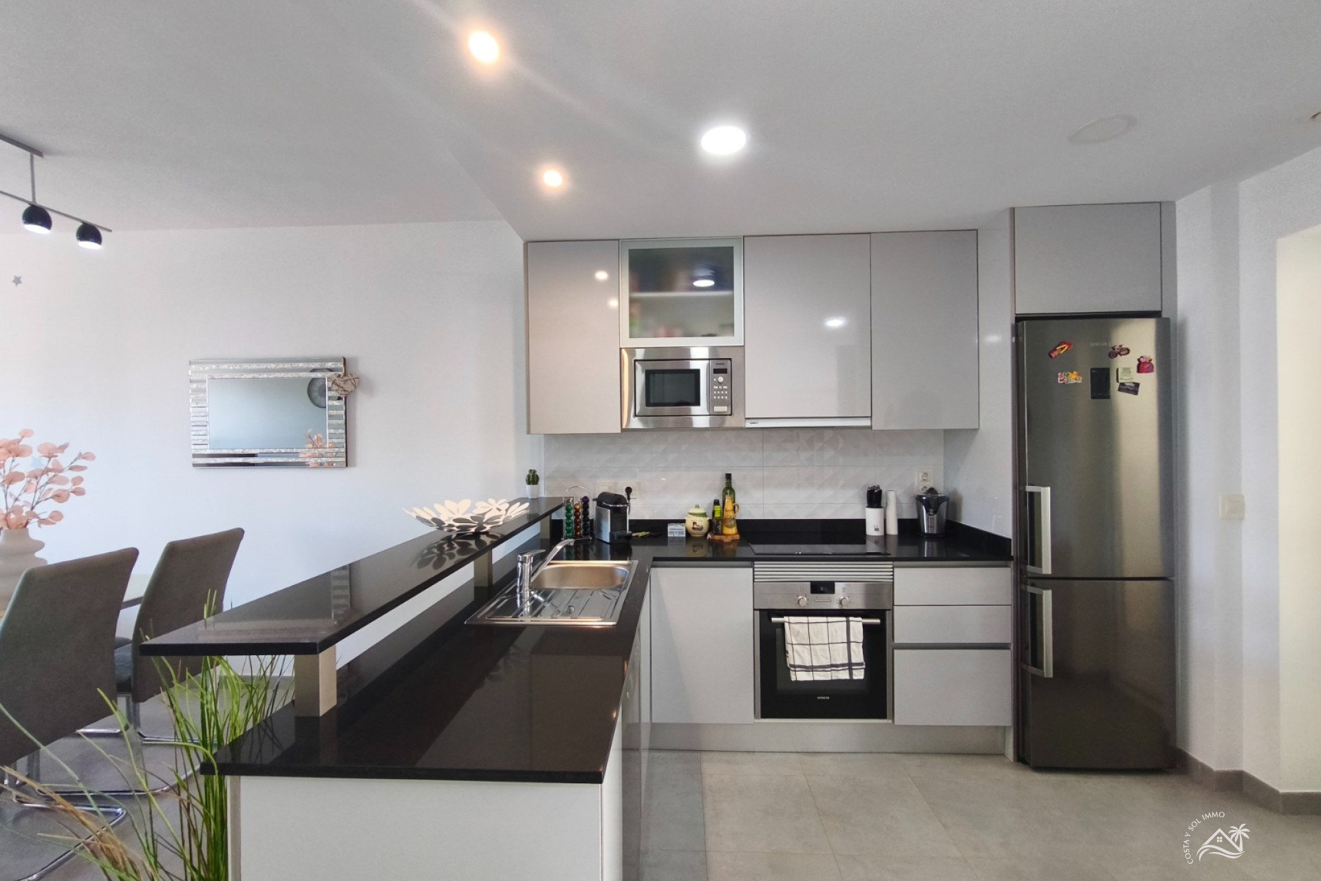 Herverkoop - Appartement / flat -
