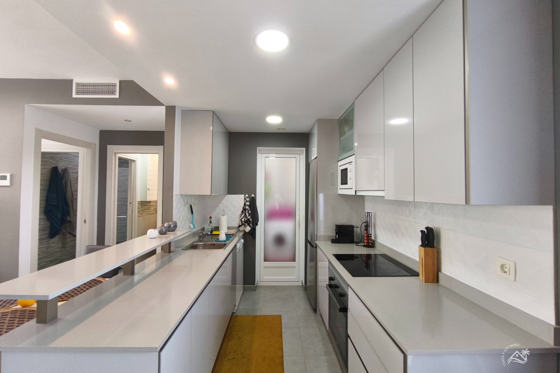 Herverkoop - Appartement / flat -
