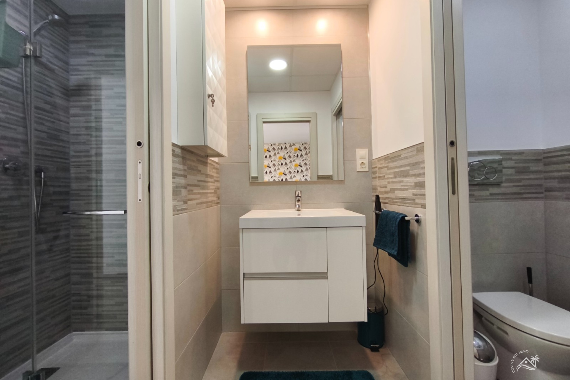Herverkoop - Appartement / flat -
