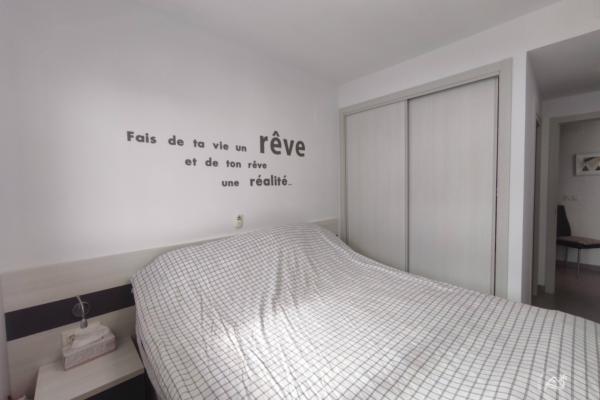 Herverkoop - Appartement / flat -
