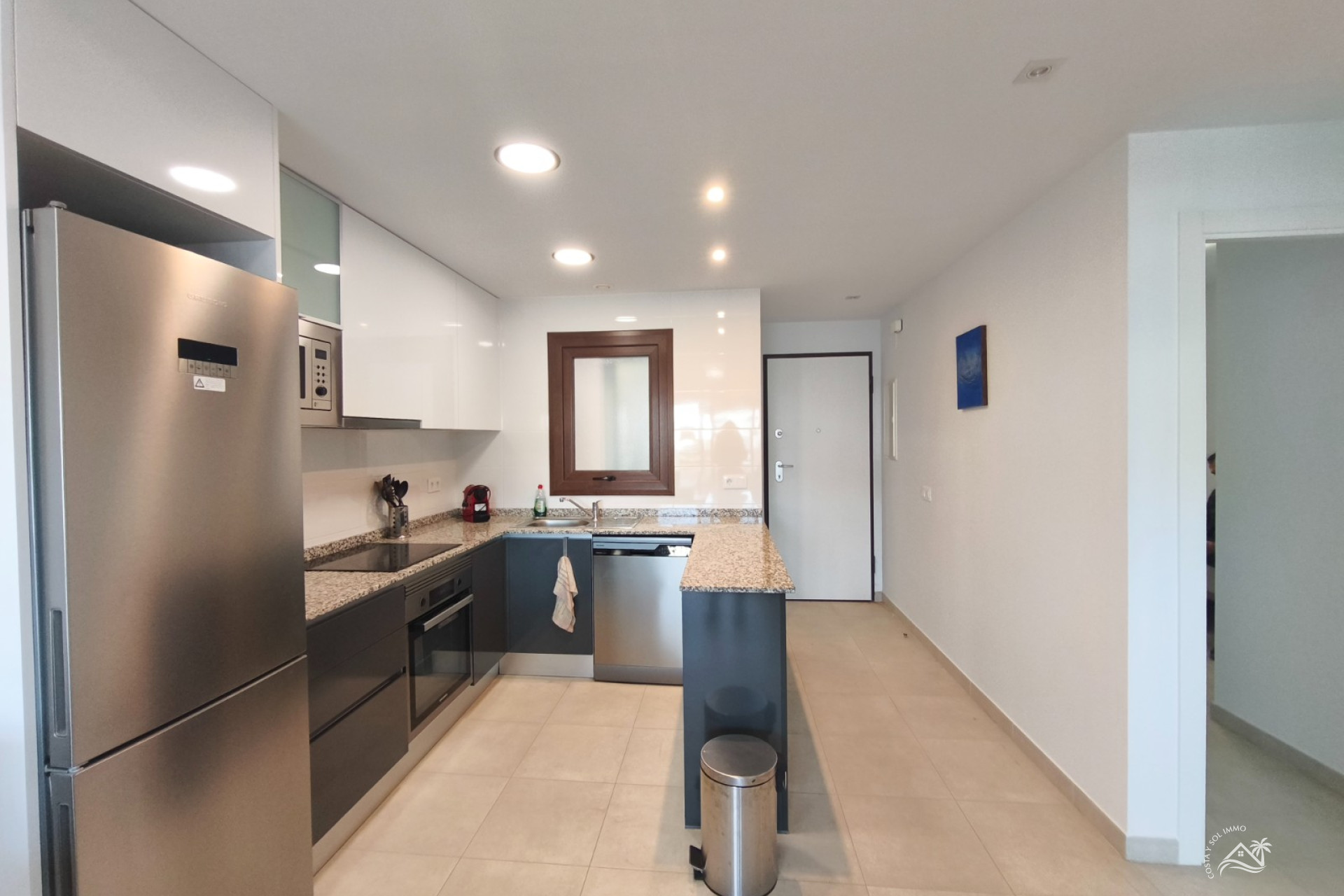 Herverkoop - Appartement / flat -
