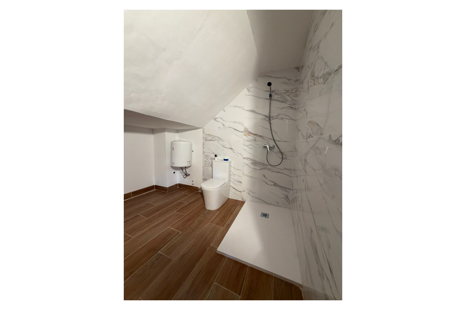 Herverkoop - Appartement / flat -
