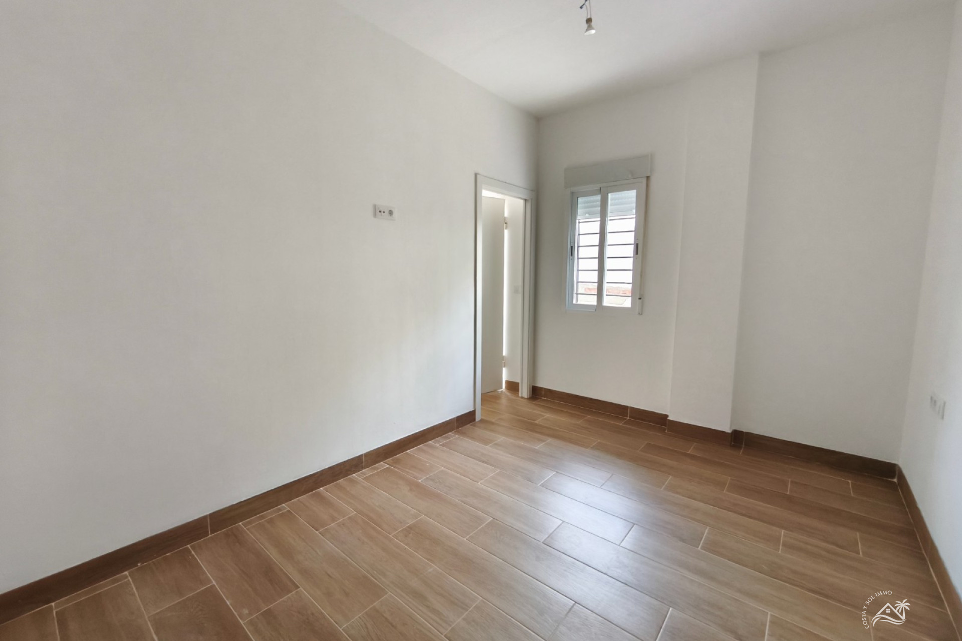 Herverkoop - Appartement / flat -
