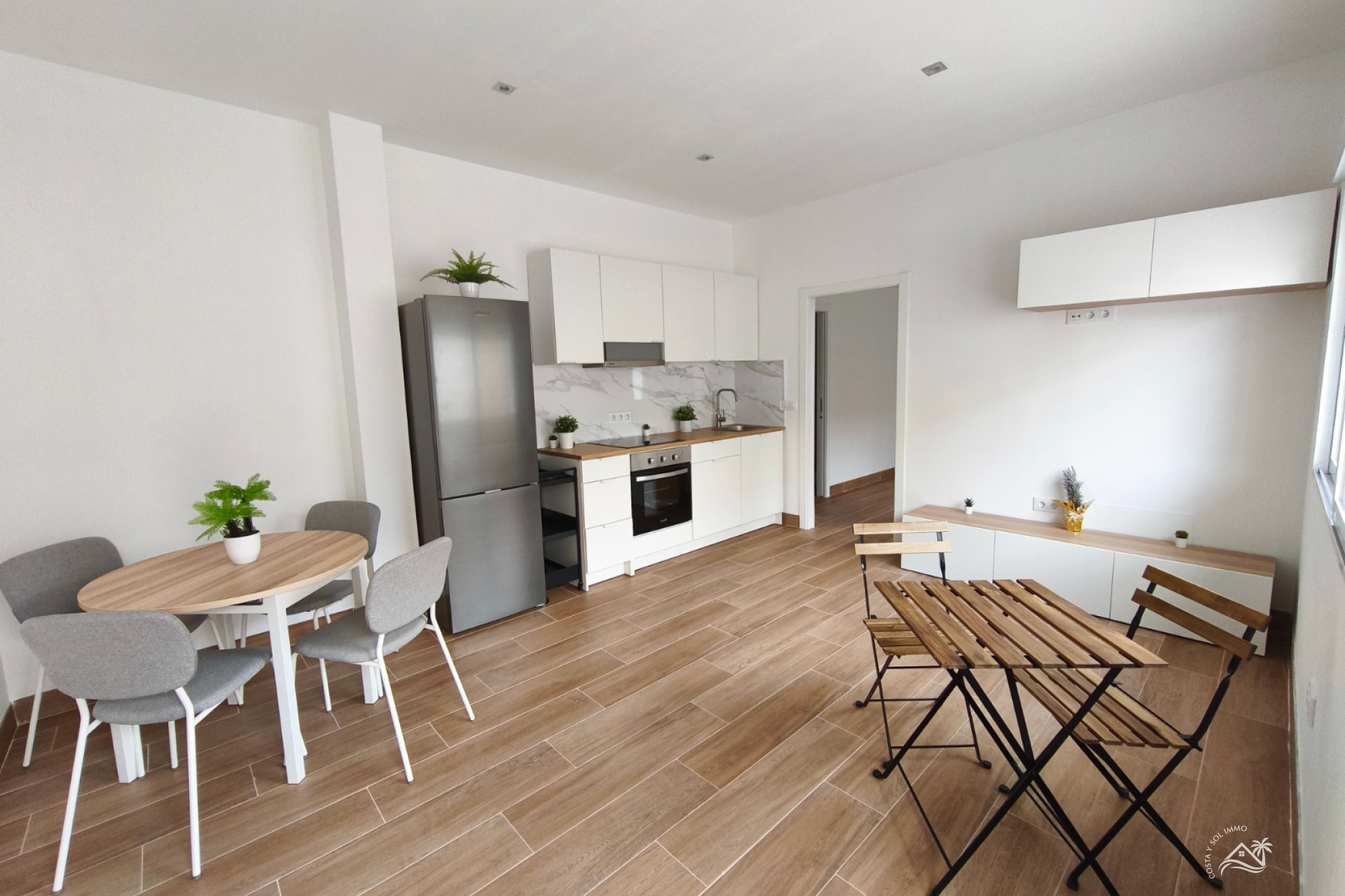 Herverkoop - Appartement / flat -
