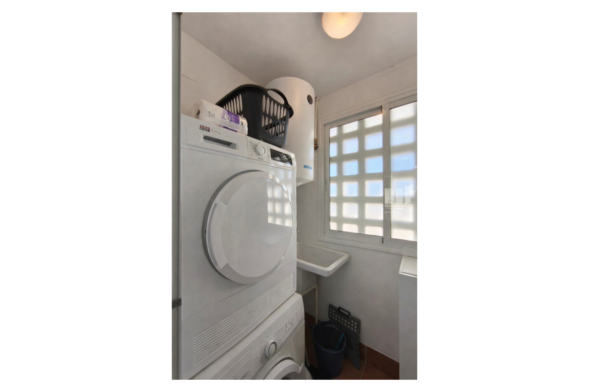Herverkoop - Appartement / flat -
