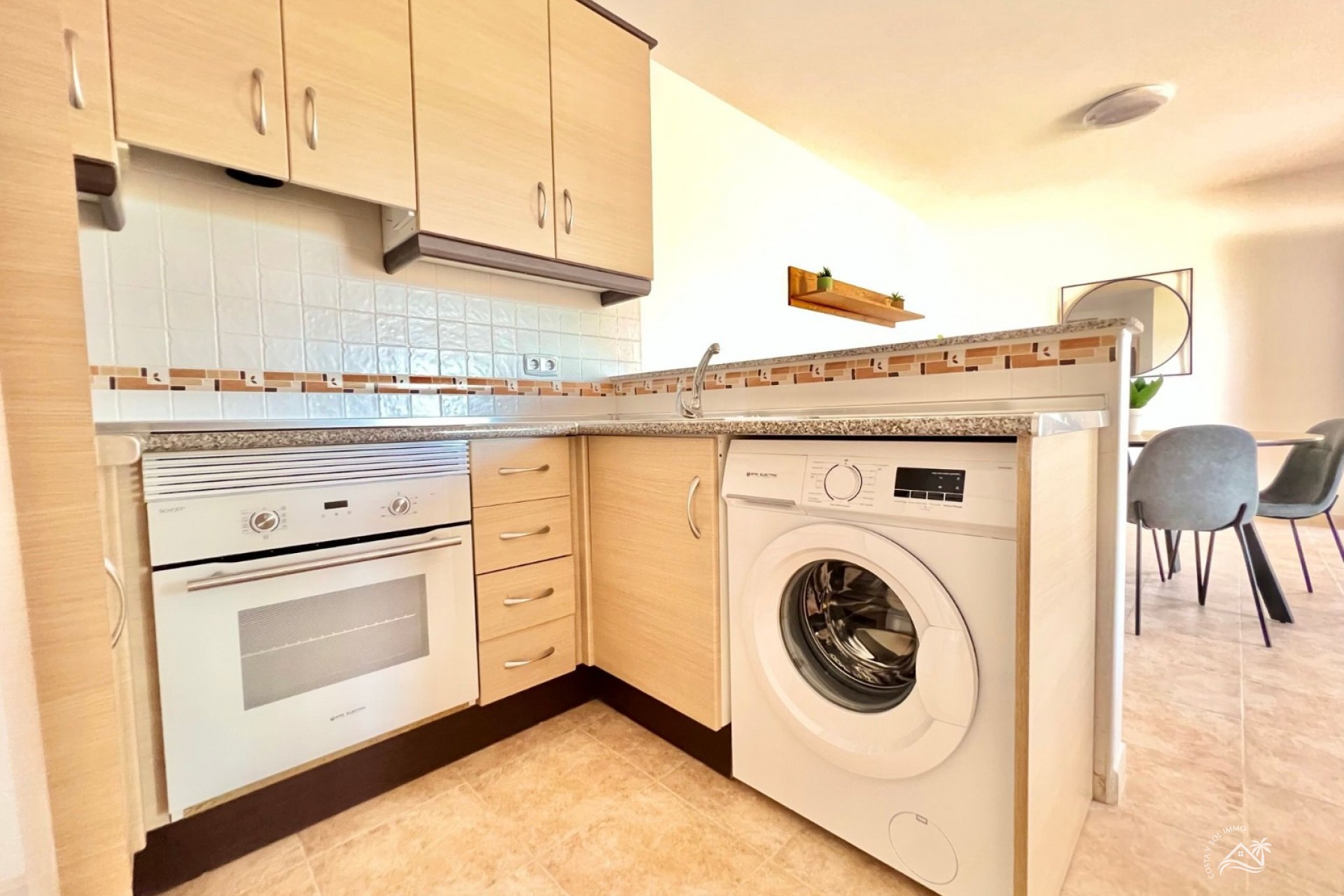 Herverkoop - Appartement / flat -
