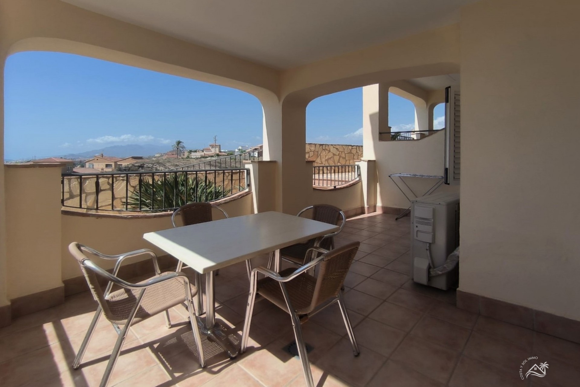 Herverkoop - Appartement / flat -
