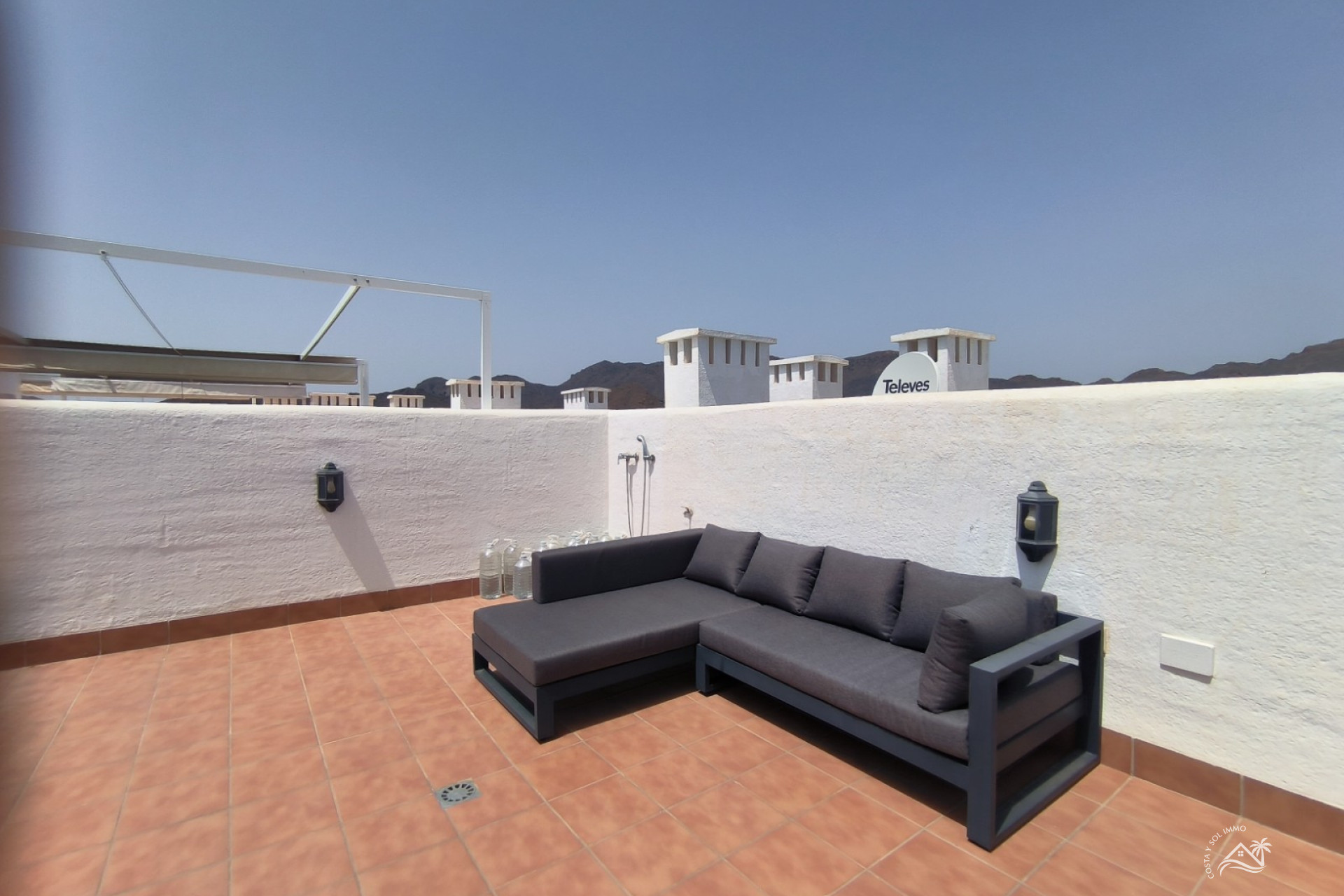 Herverkoop - Penthouse -
