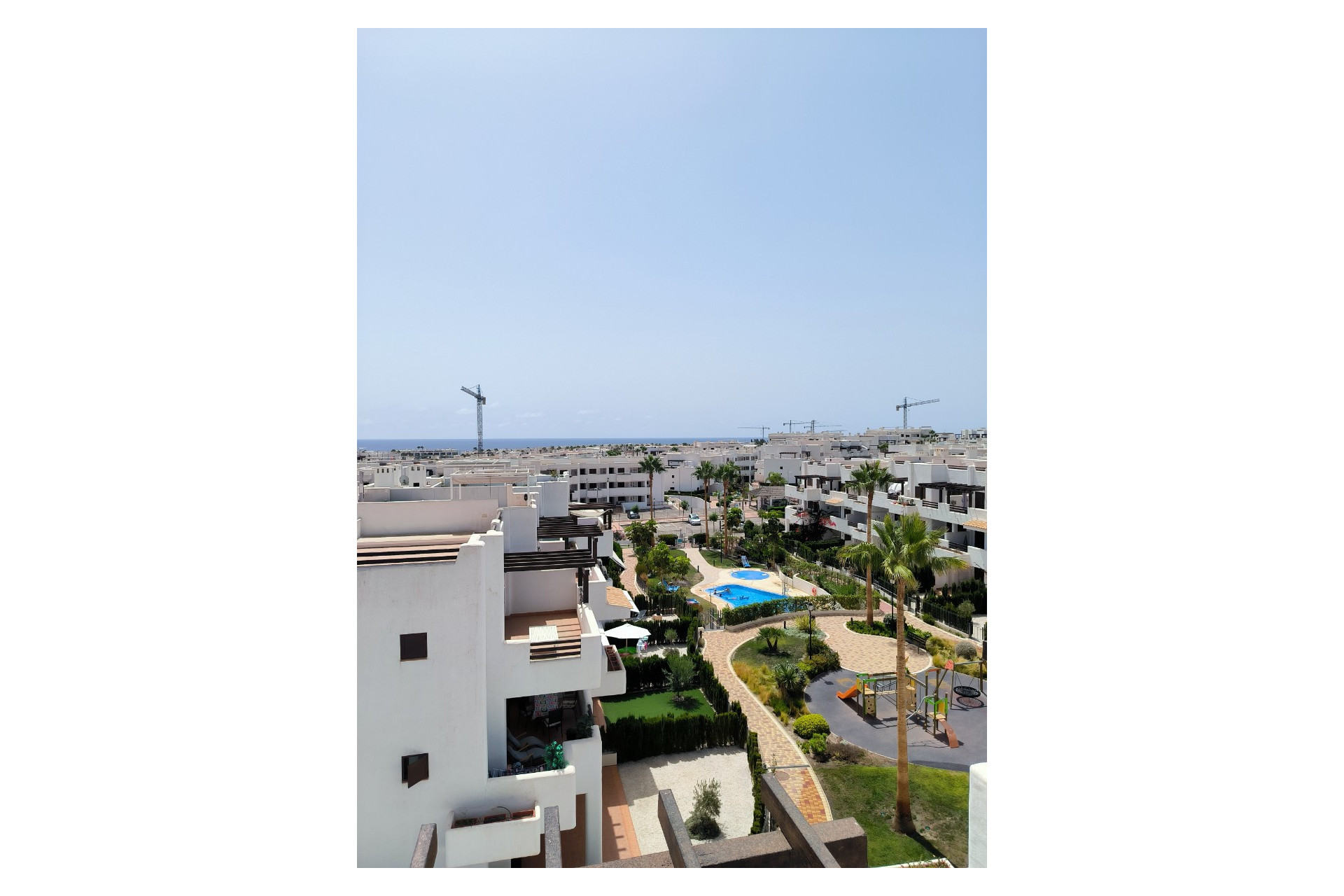 Herverkoop - Penthouse -
