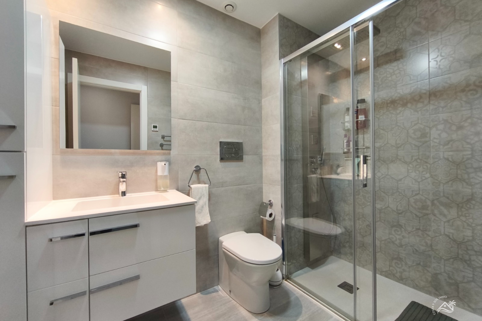 Herverkoop - Penthouse -
