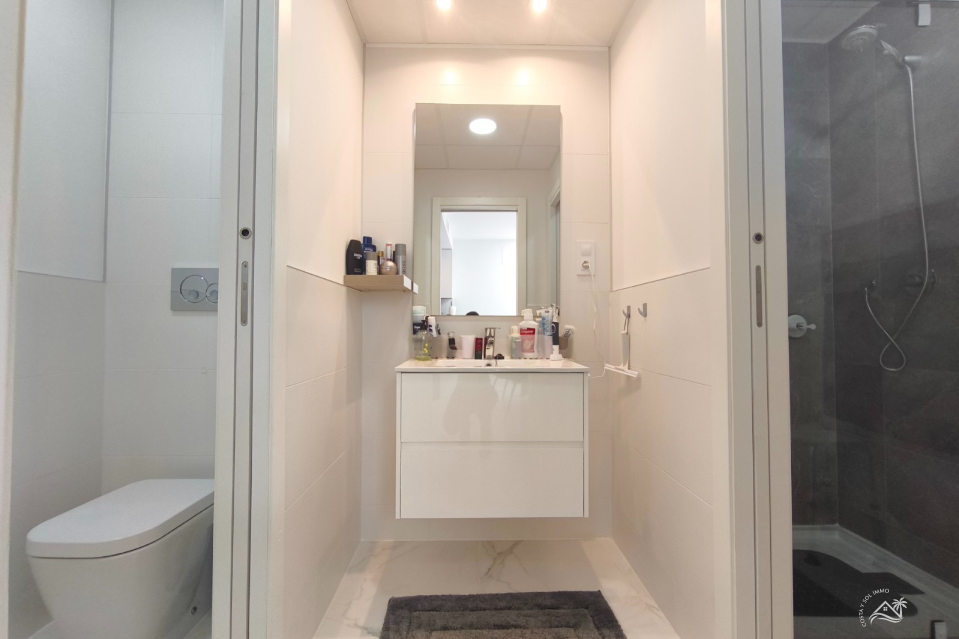 Herverkoop - Penthouse -

