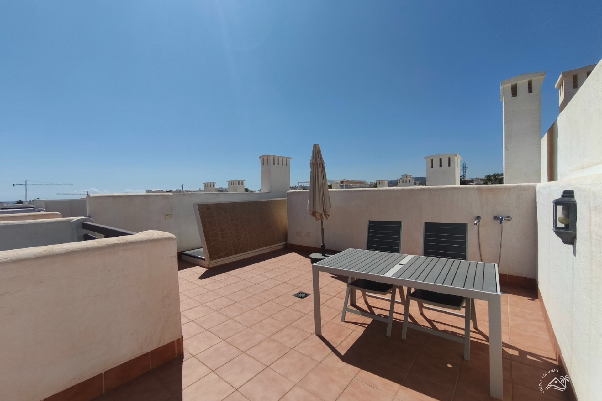 Herverkoop - Penthouse -
