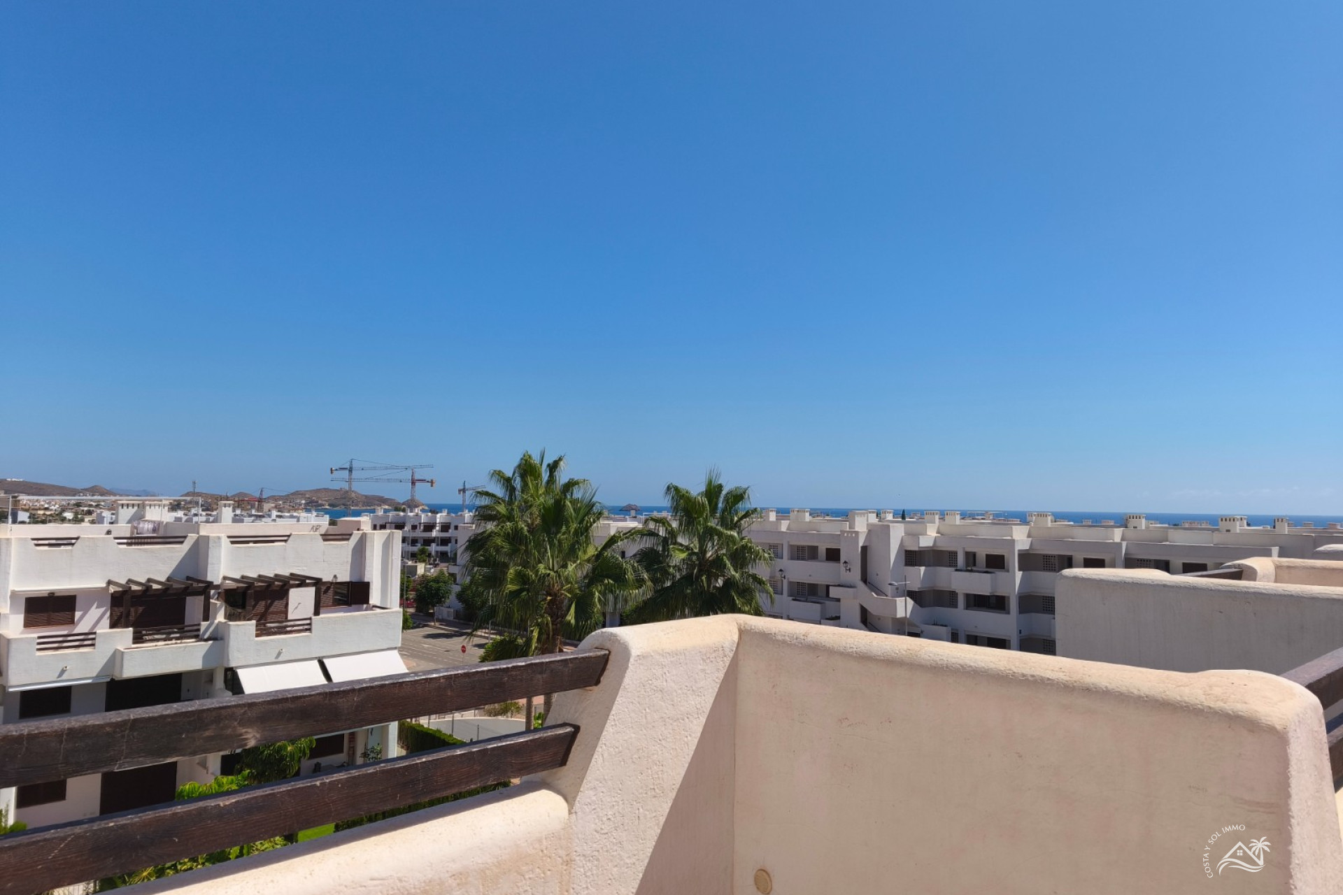 Herverkoop - Penthouse -
