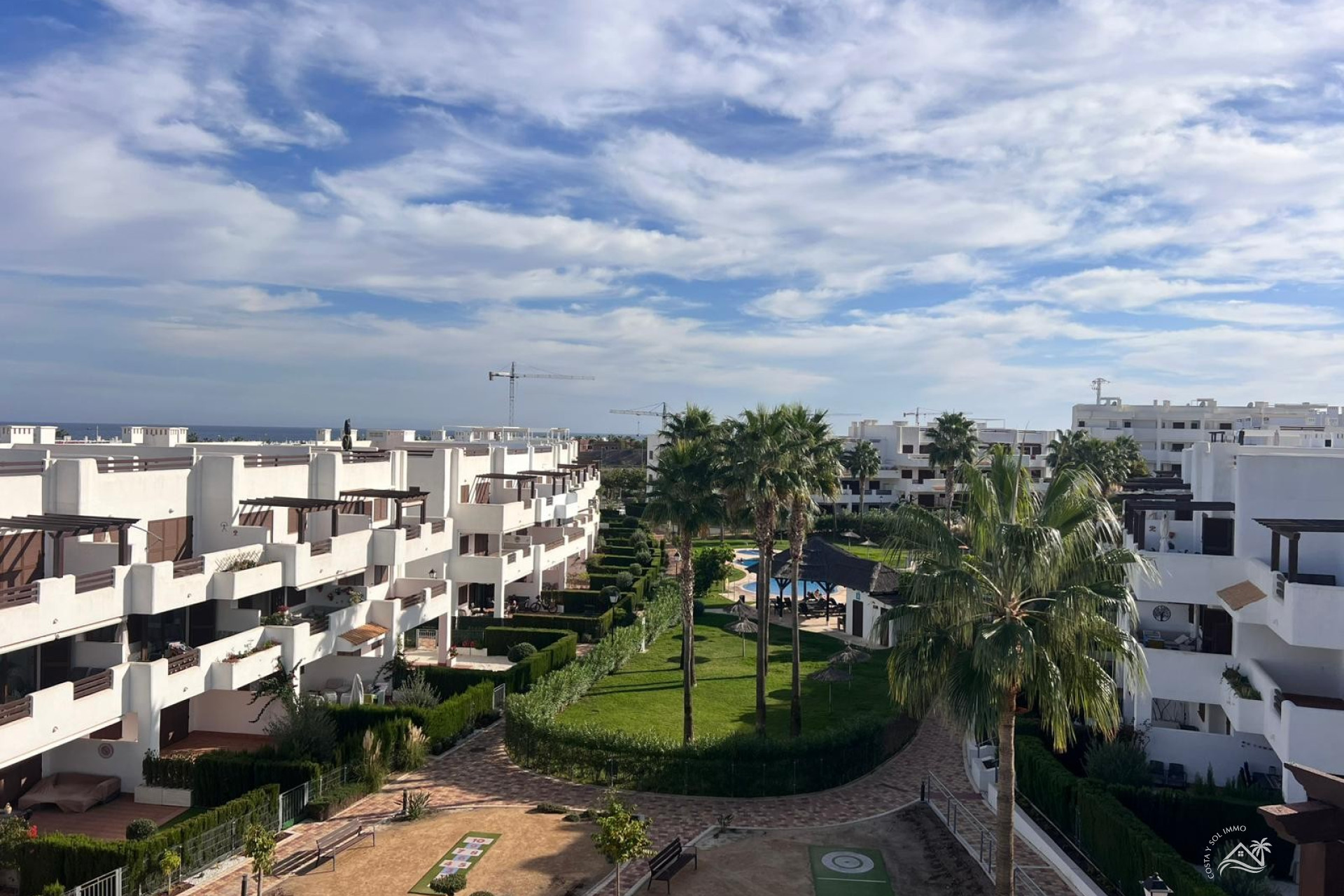 Herverkoop - Penthouse -
