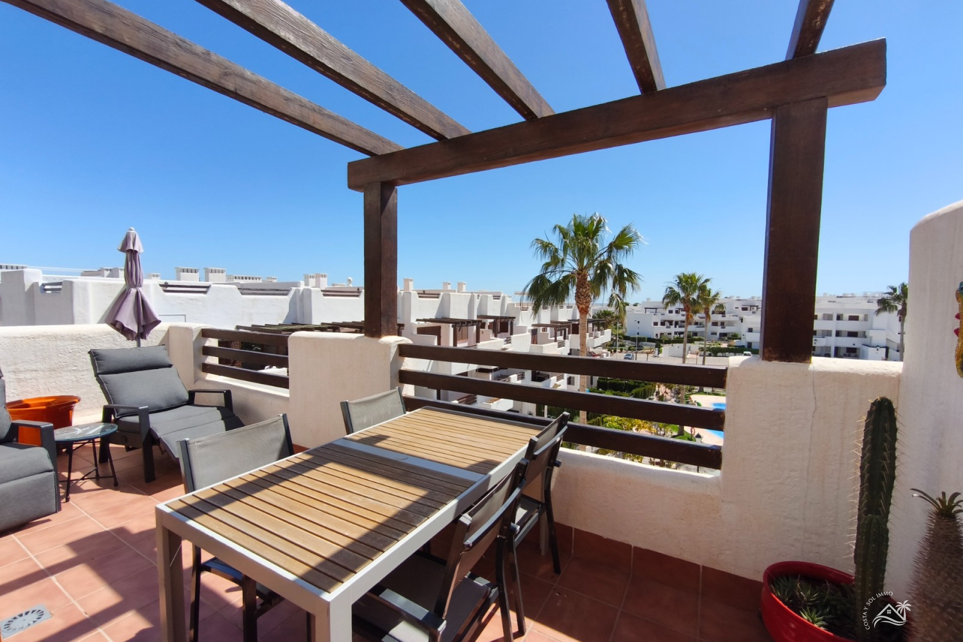 Herverkoop - Penthouse -

