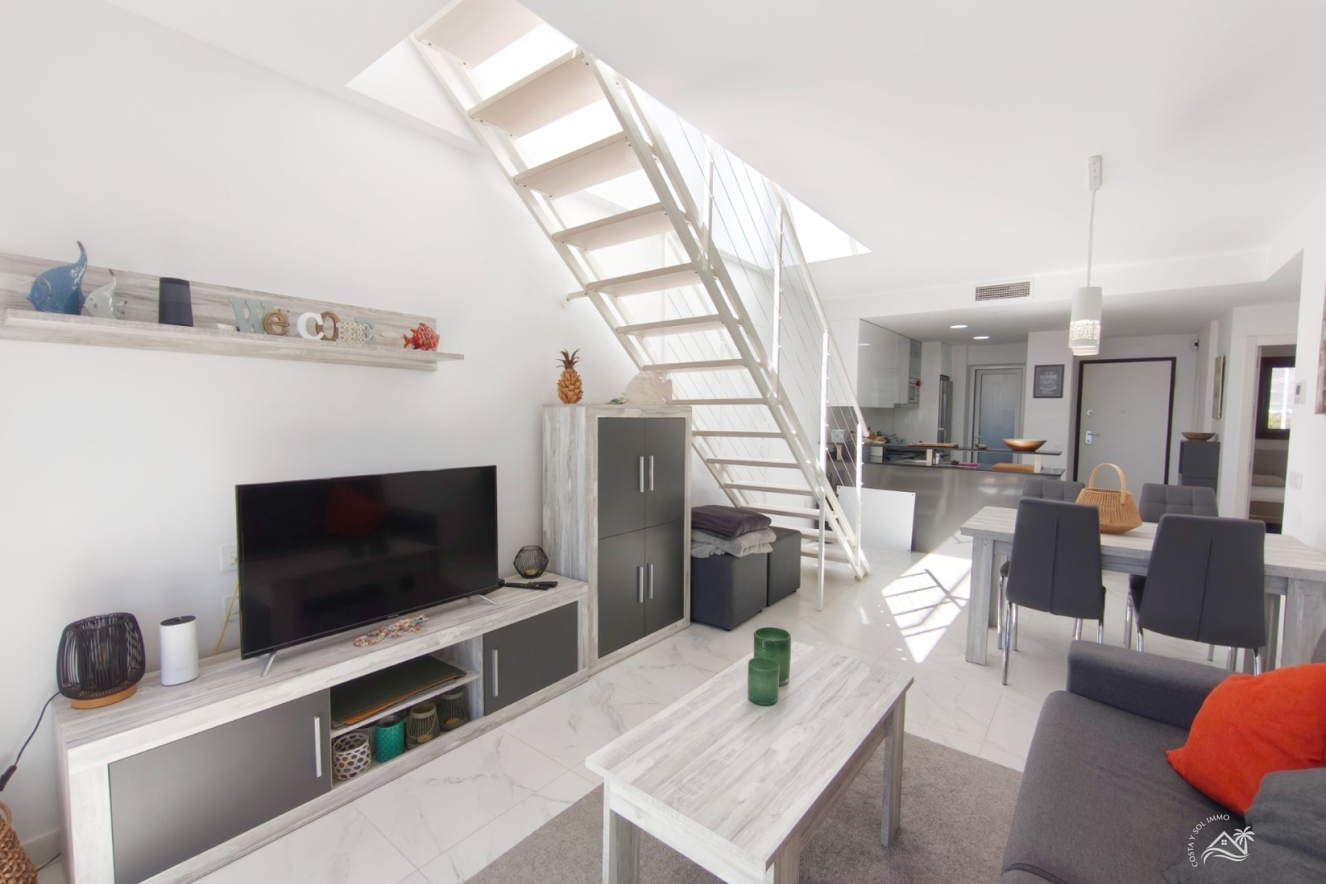 Herverkoop - Penthouse -
